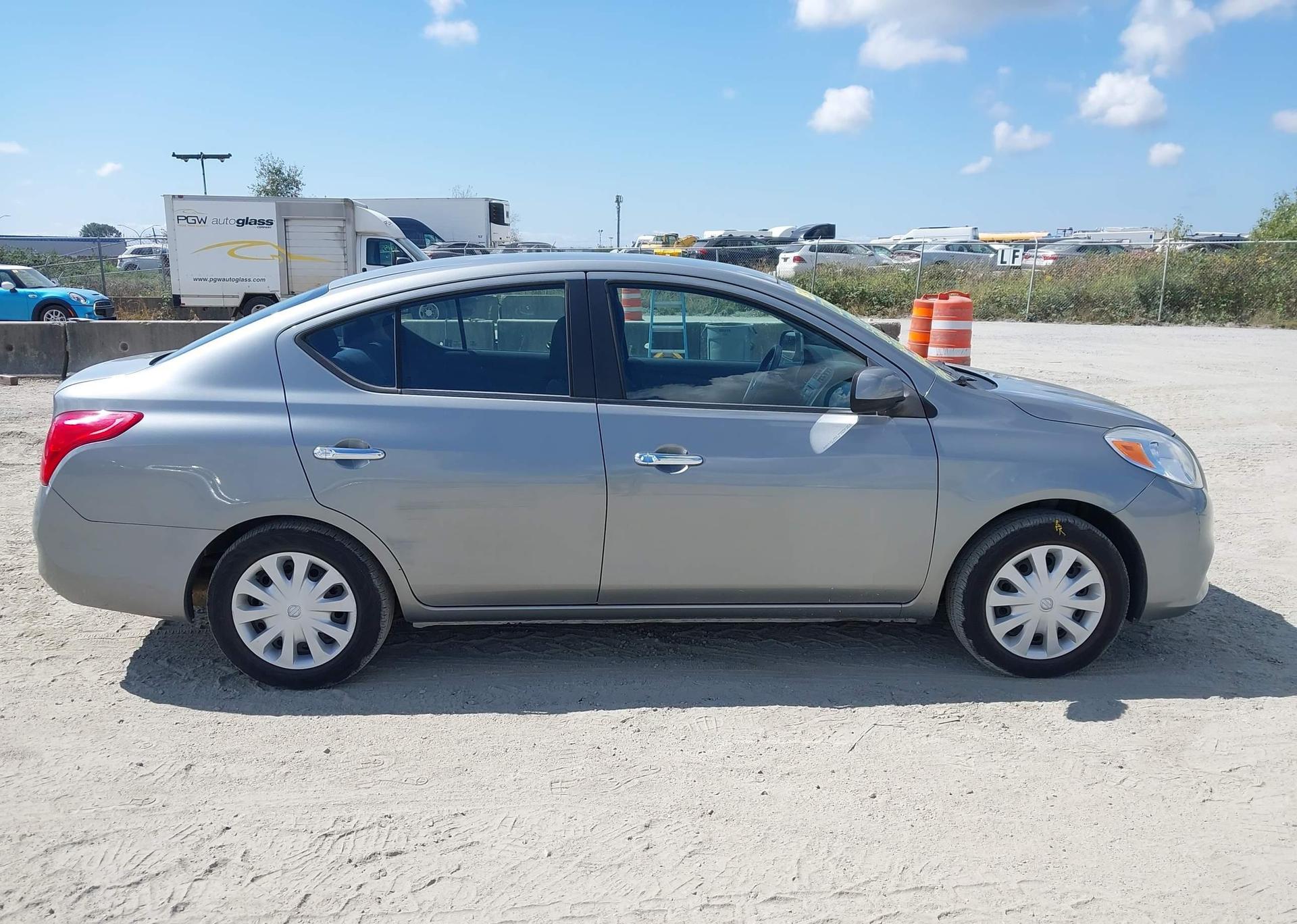 2012 NISSAN VERSA S
