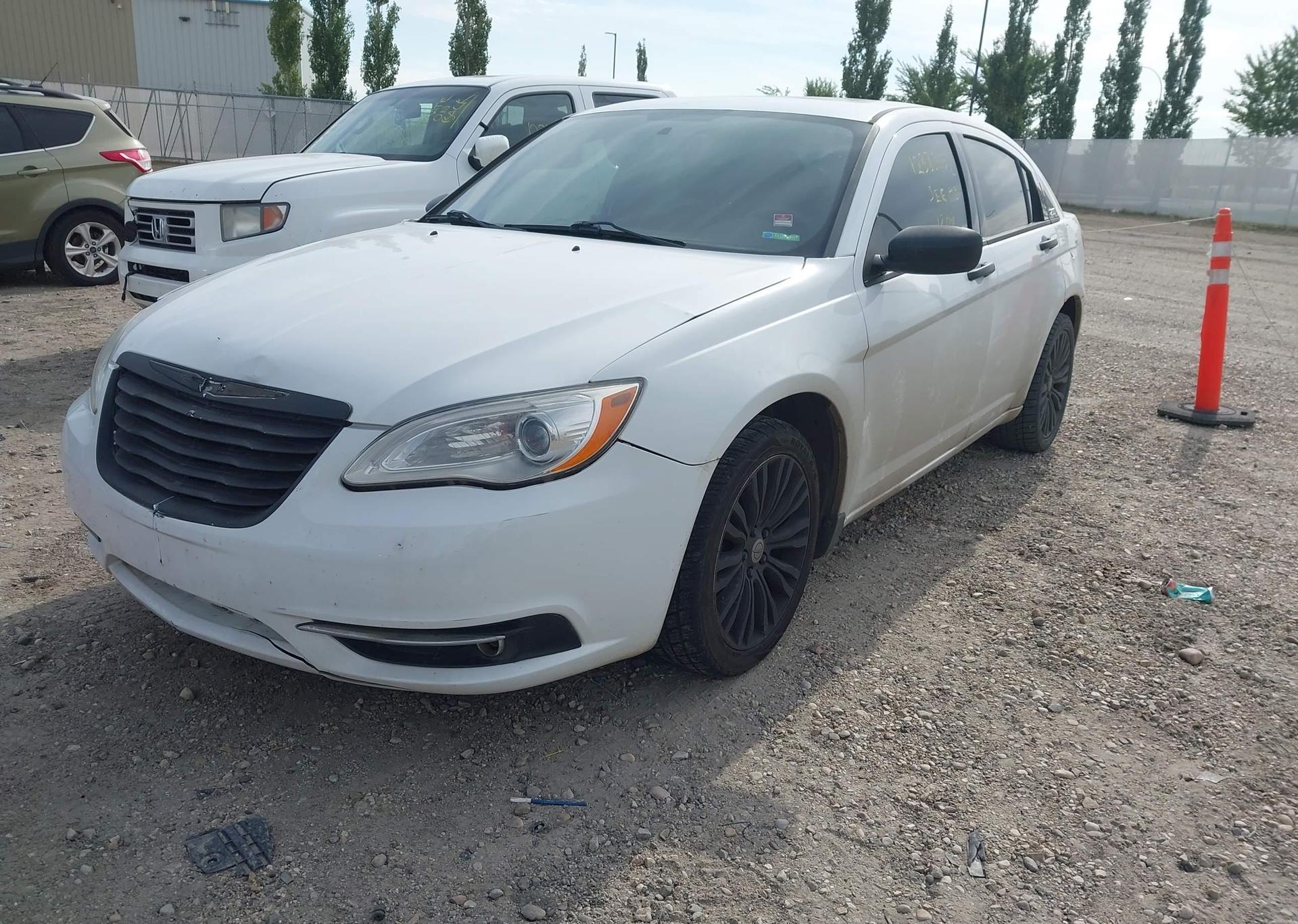 2013 CHRYSLER 200 LIMITED