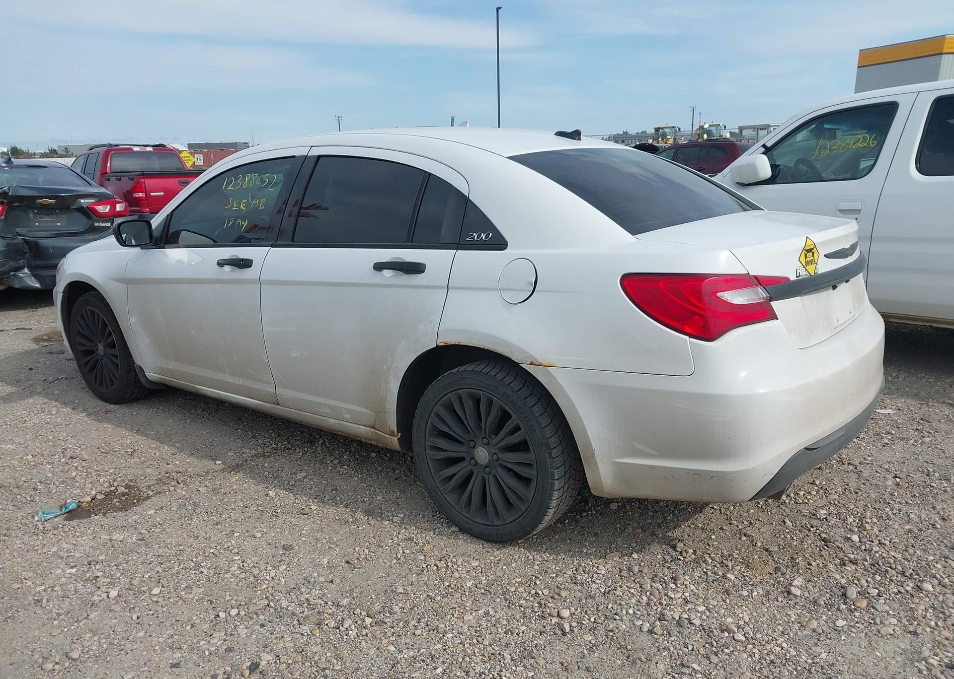 2013 CHRYSLER 200 LIMITED