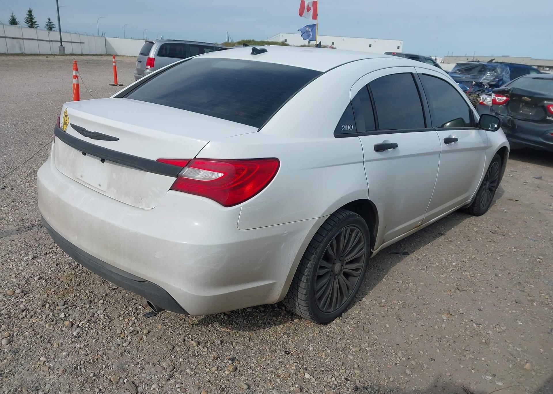 2013 CHRYSLER 200 LIMITED
