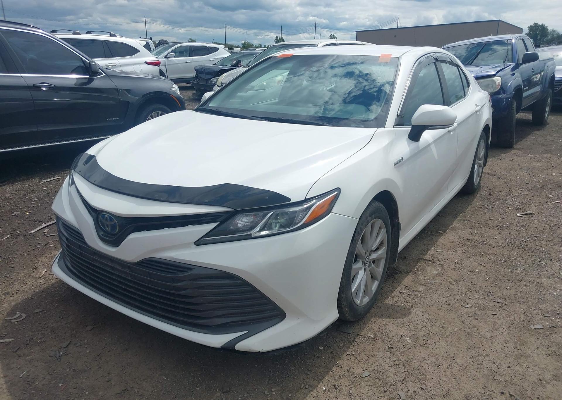 2018 TOYOTA CAMRY LE