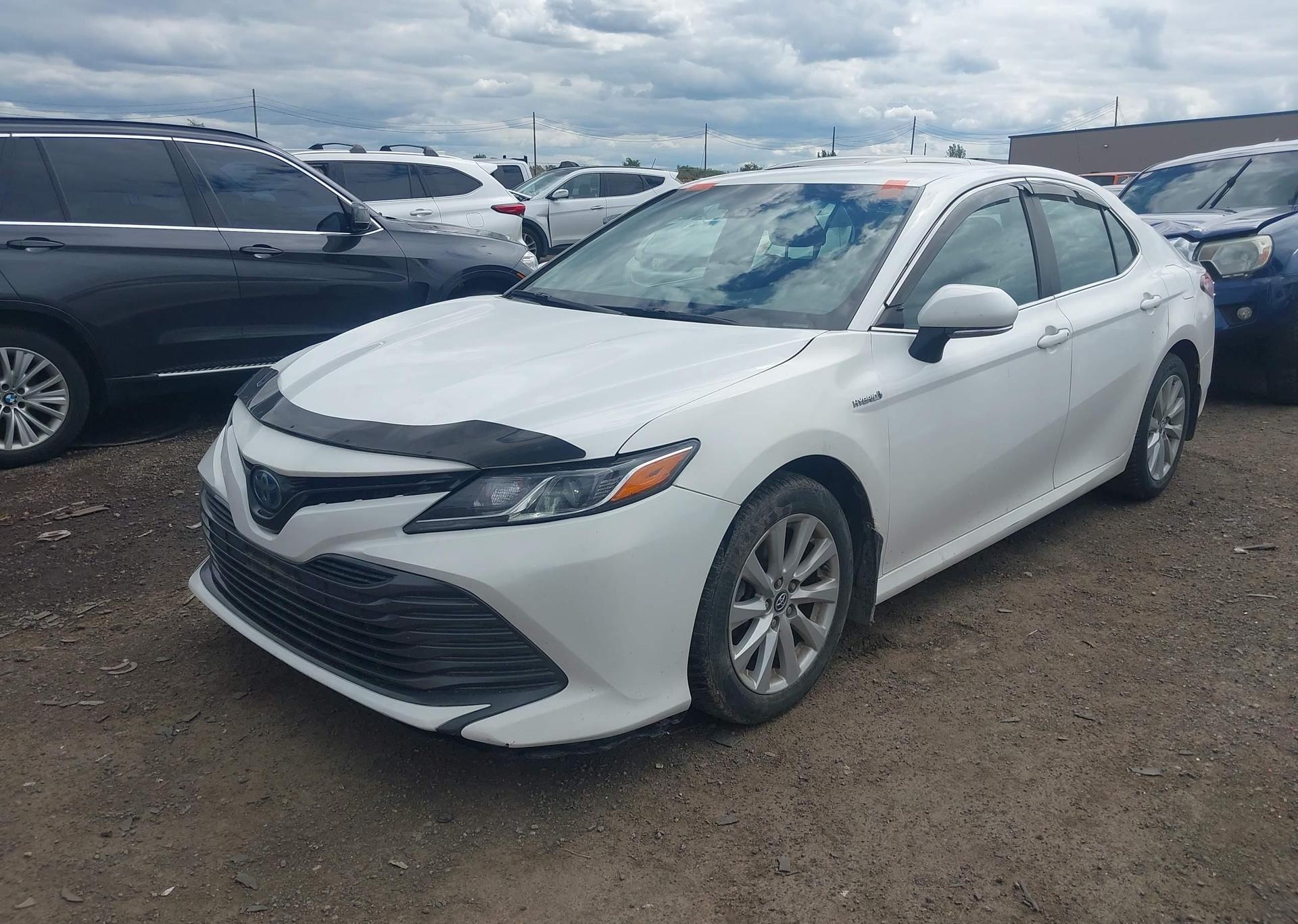 2018 TOYOTA CAMRY LE