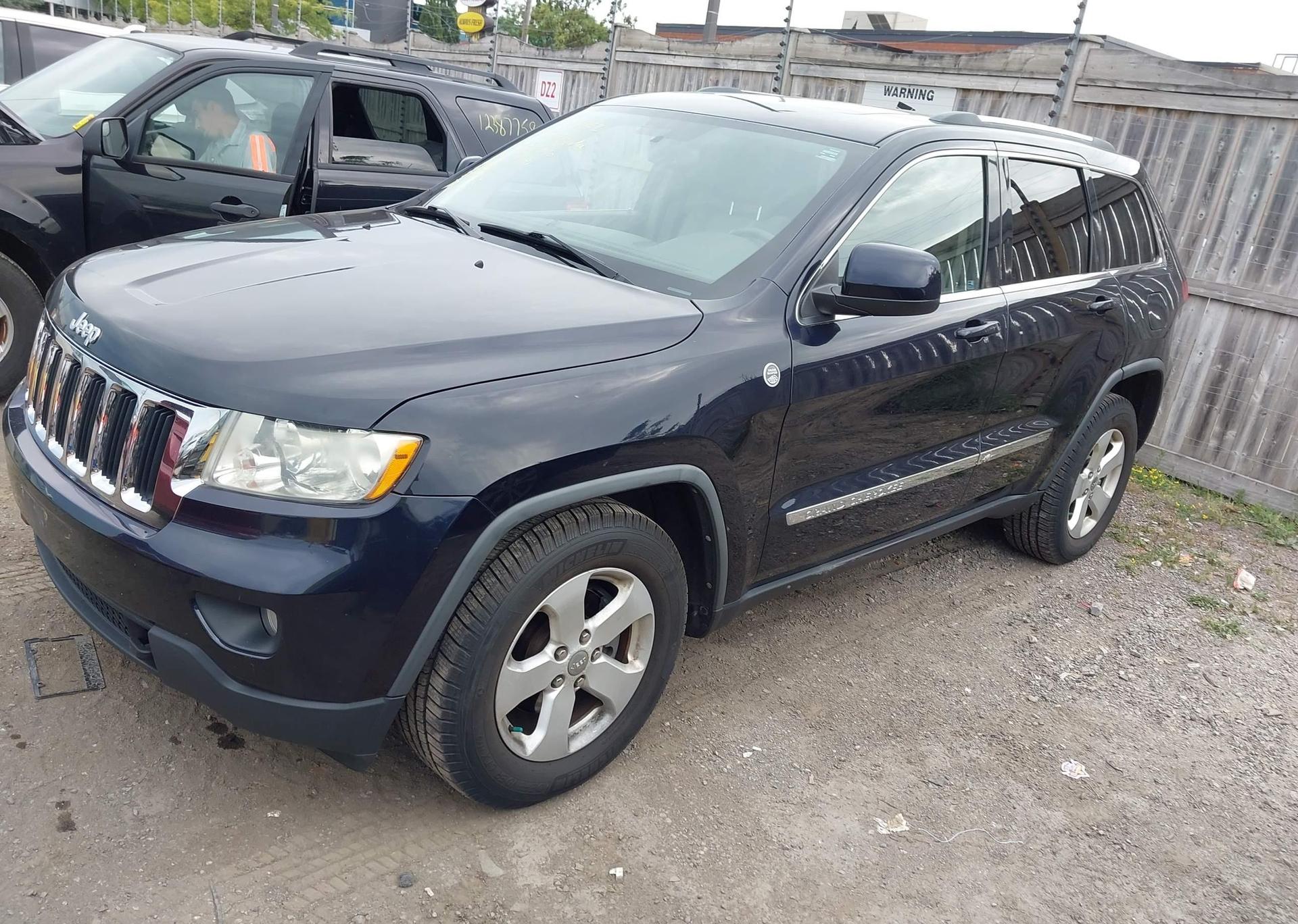 2011 JEEP GRAND CHEROKEE LAREDO