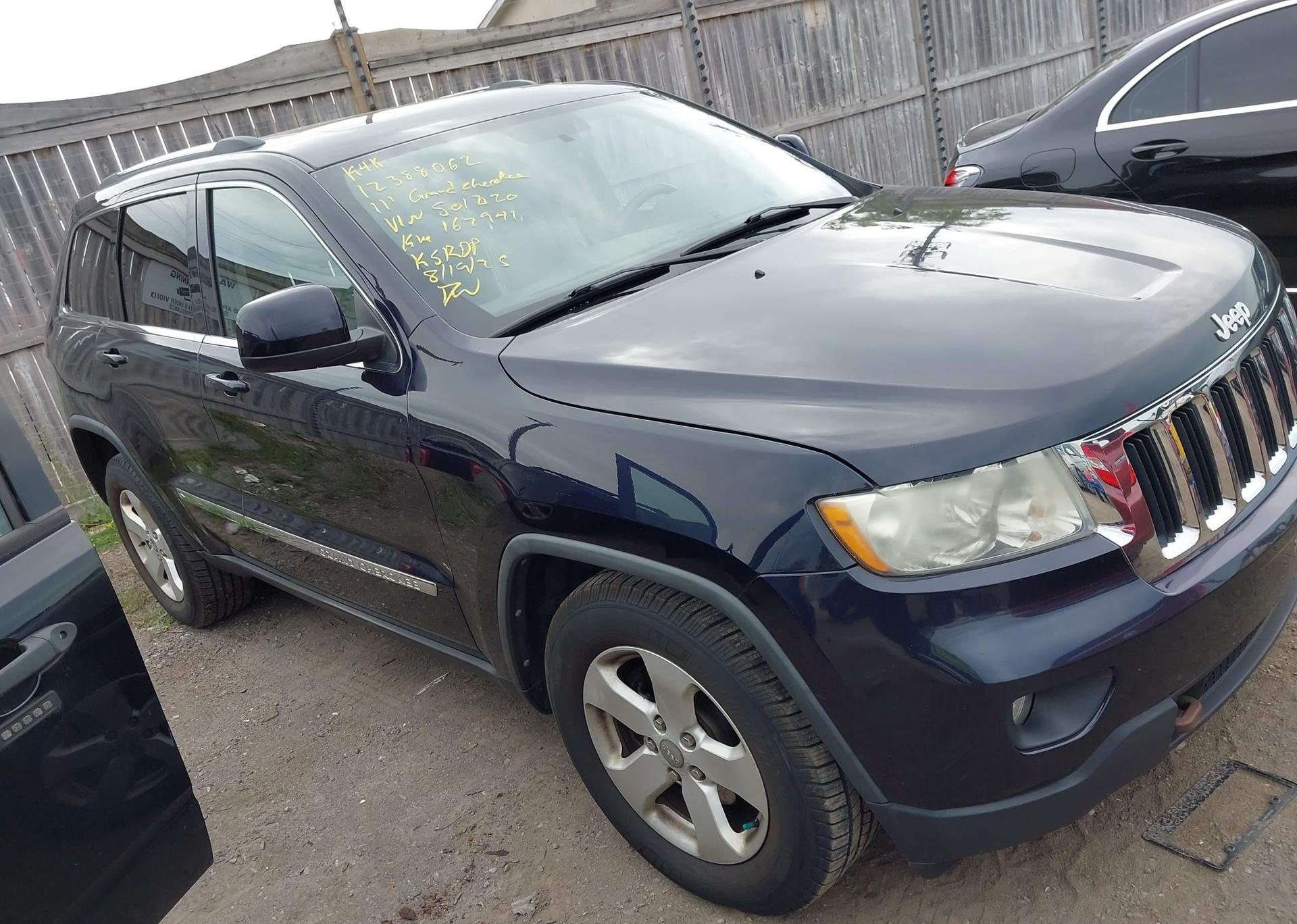 2011 JEEP GRAND CHEROKEE LAREDO