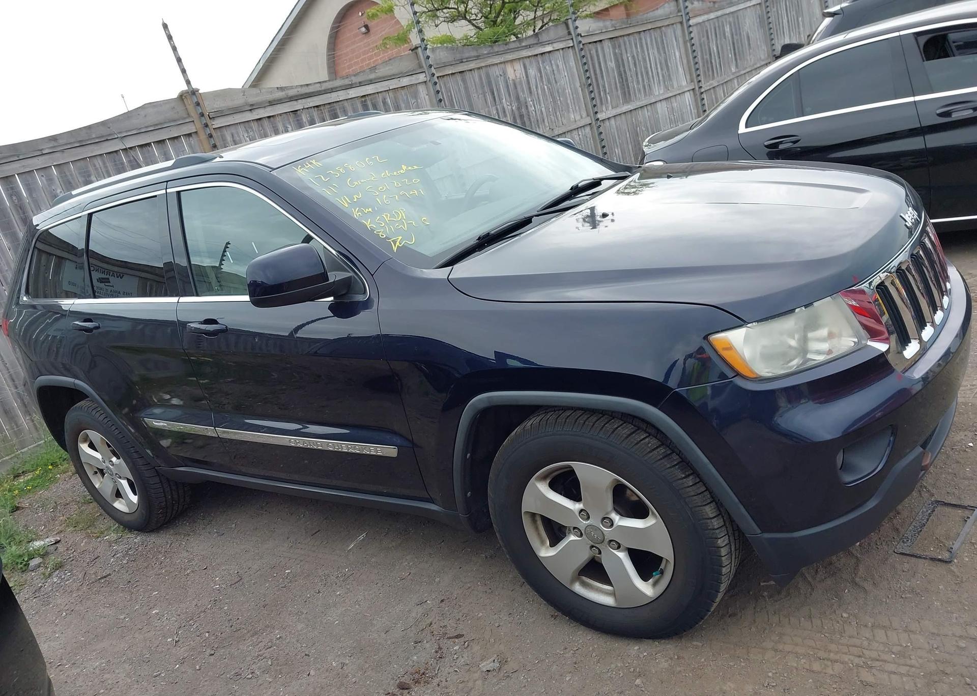 2011 JEEP GRAND CHEROKEE LAREDO