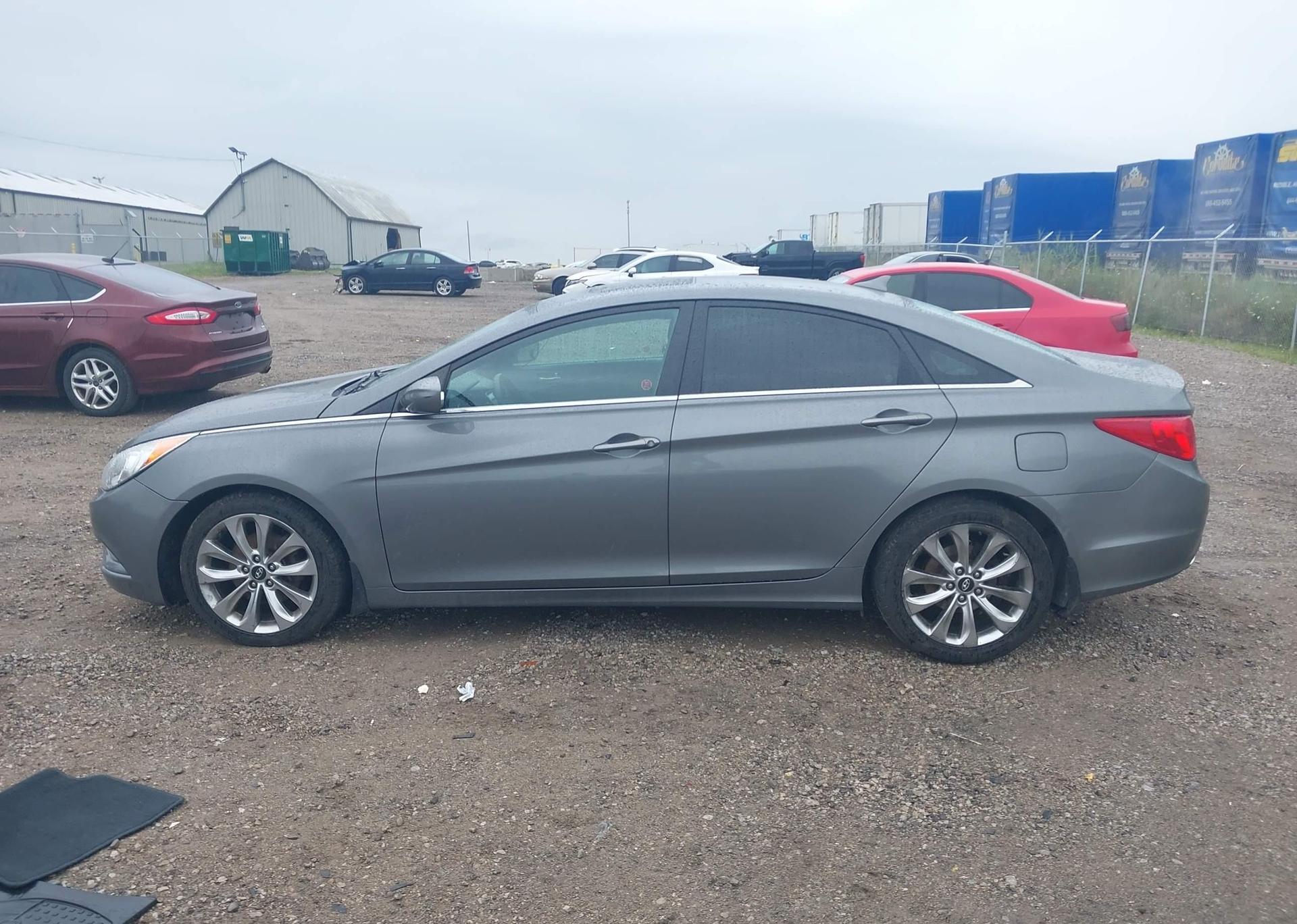 2013 HYUNDAI SONATA
