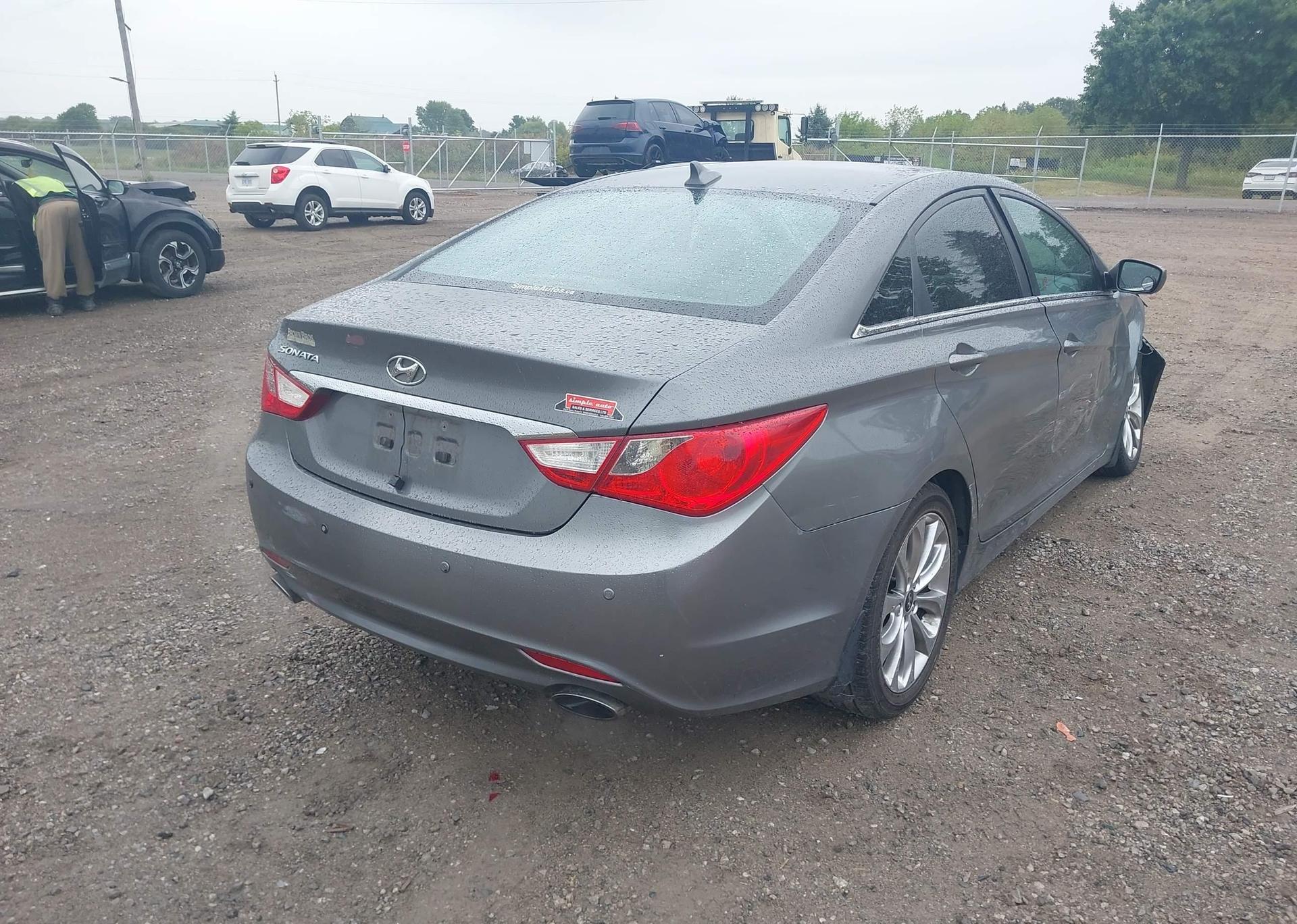 2013 HYUNDAI SONATA