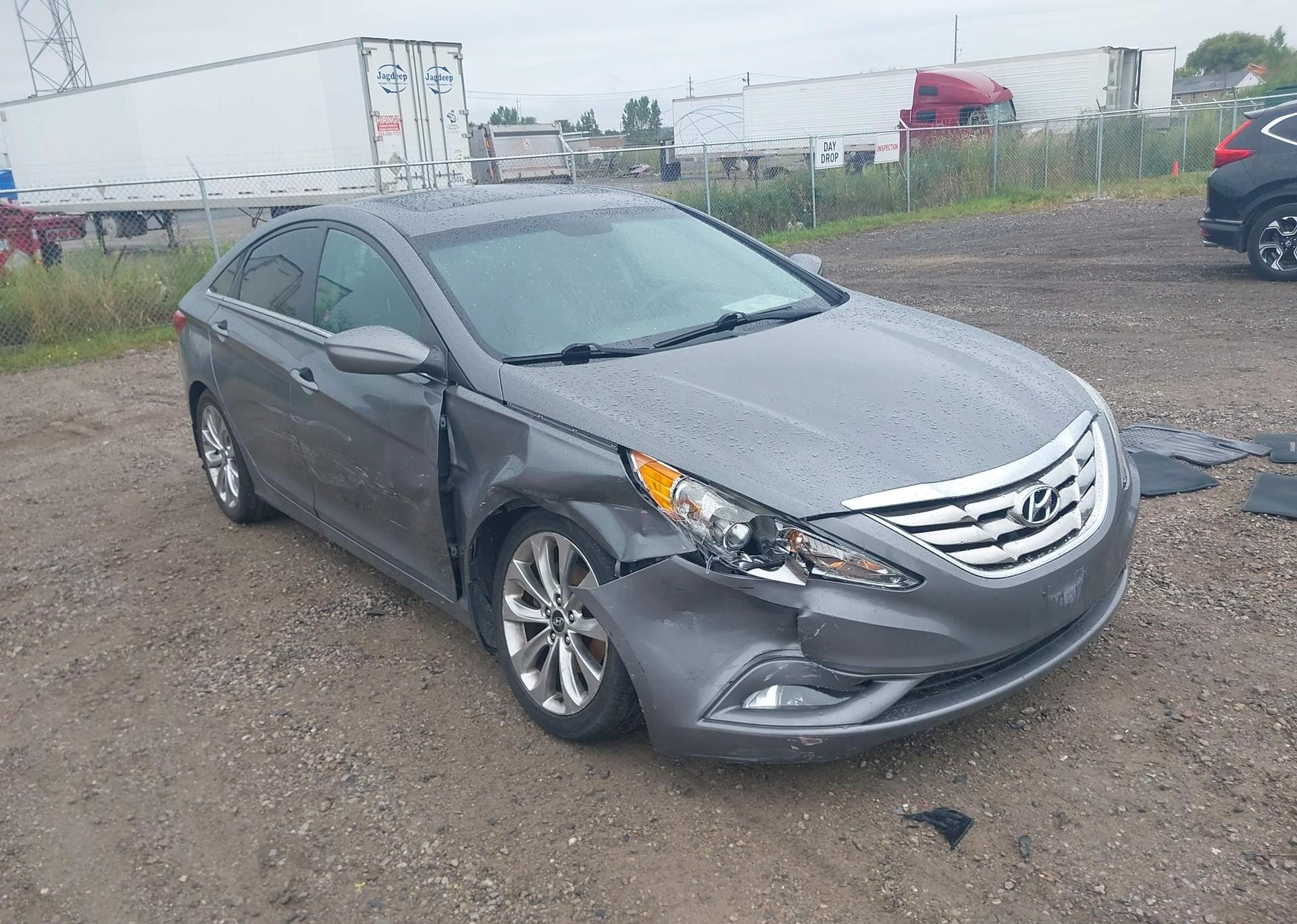 2013 HYUNDAI SONATA