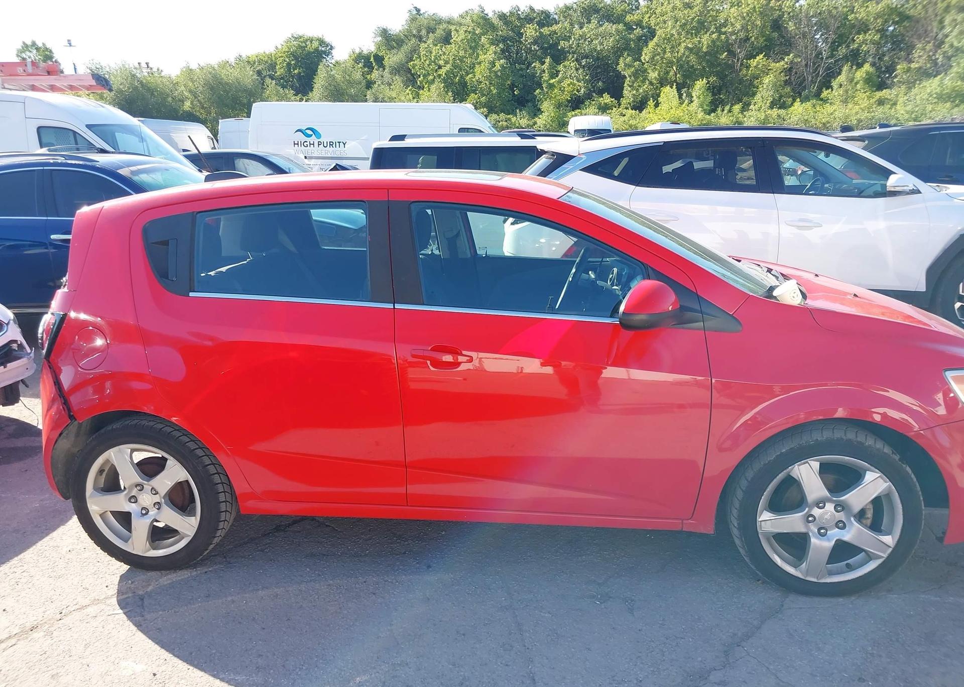 2015 CHEVROLET SONIC LT AUTO