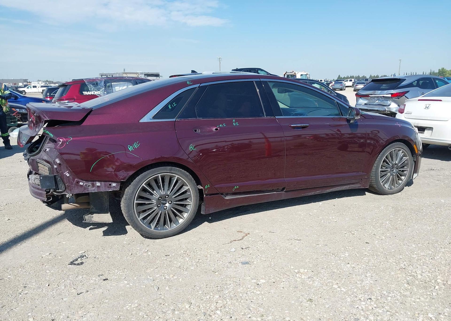 2013 LINCOLN MKZ