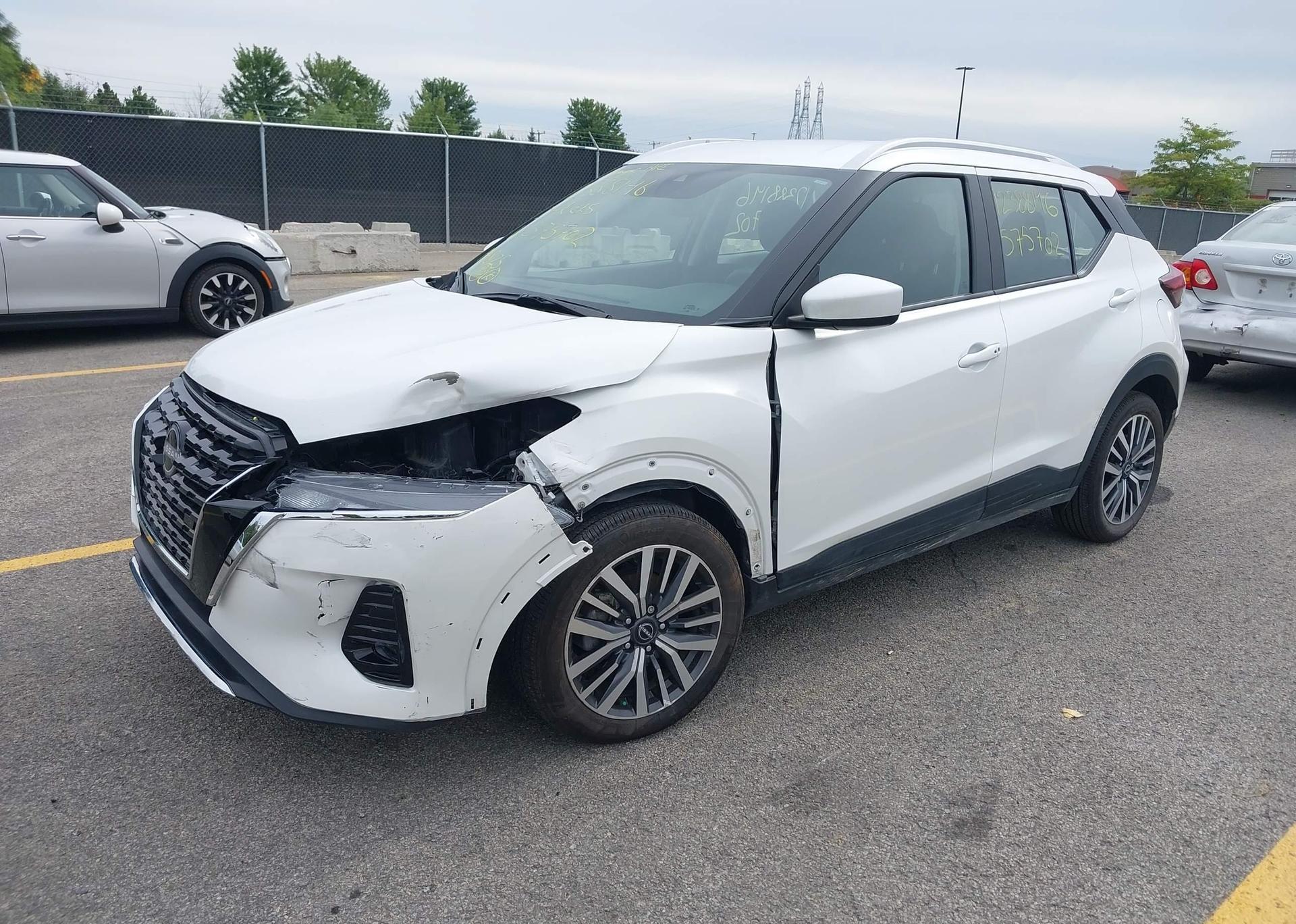 2024 NISSAN KICKS SV