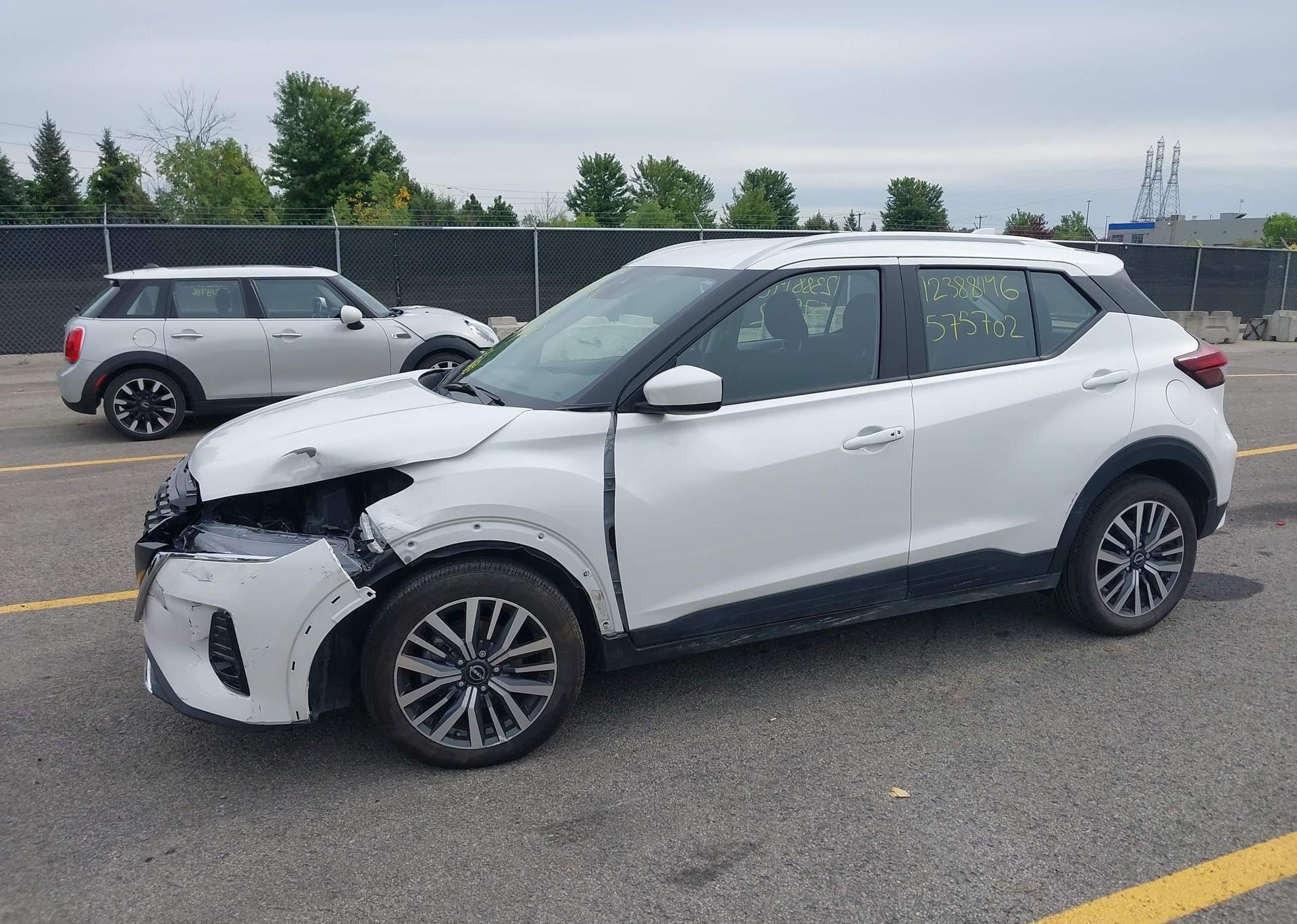 2024 NISSAN KICKS SV