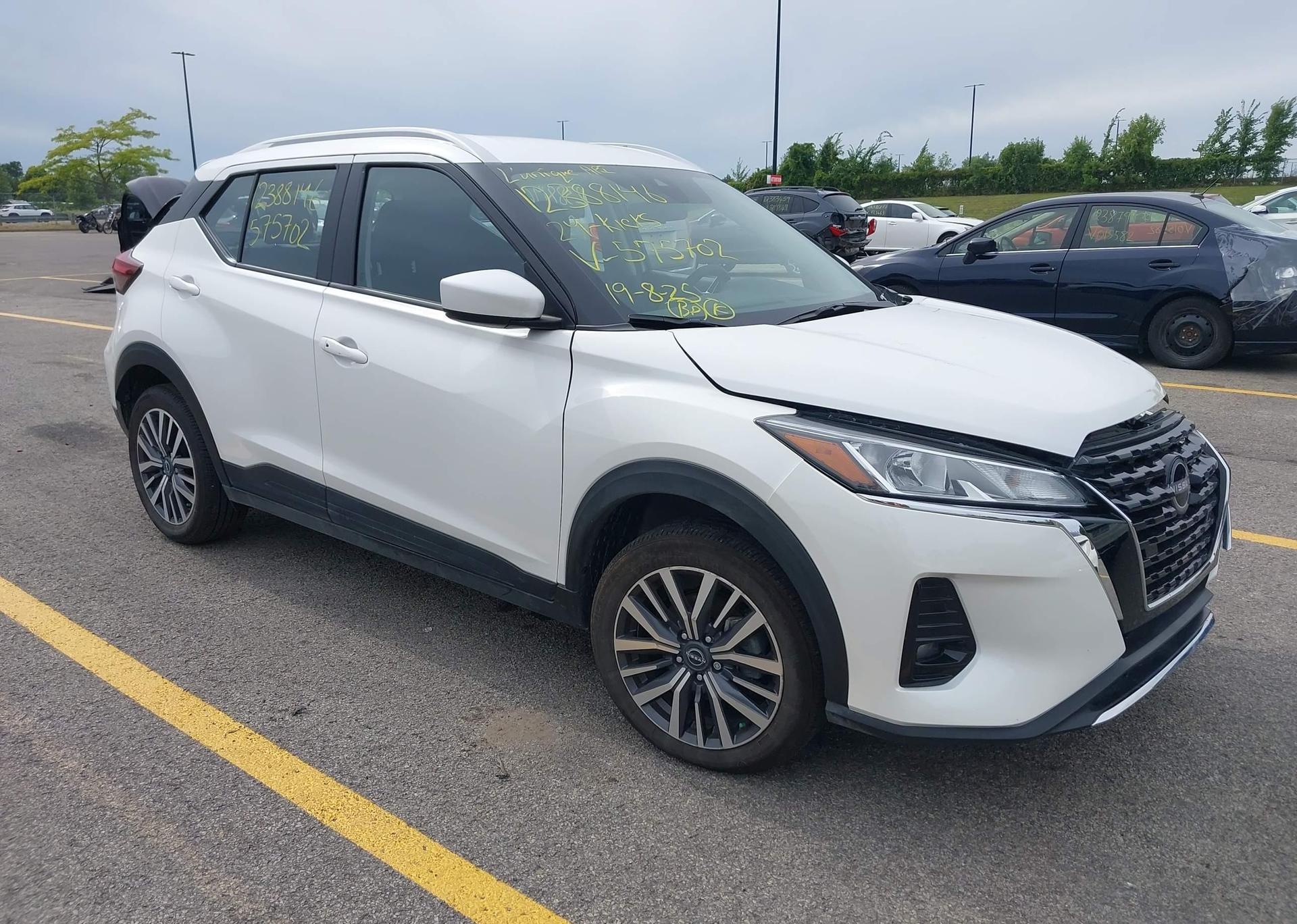 2024 NISSAN KICKS SV
