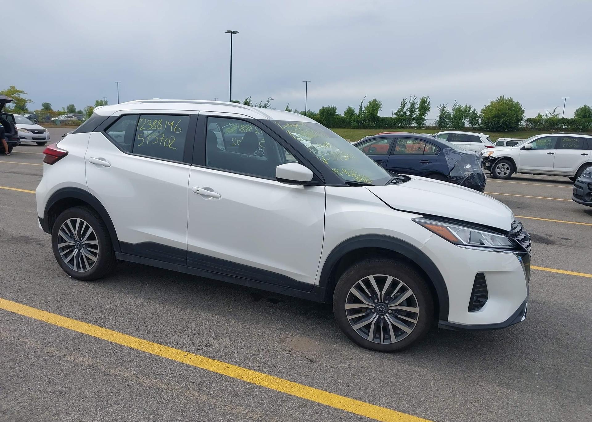 2024 NISSAN KICKS SV
