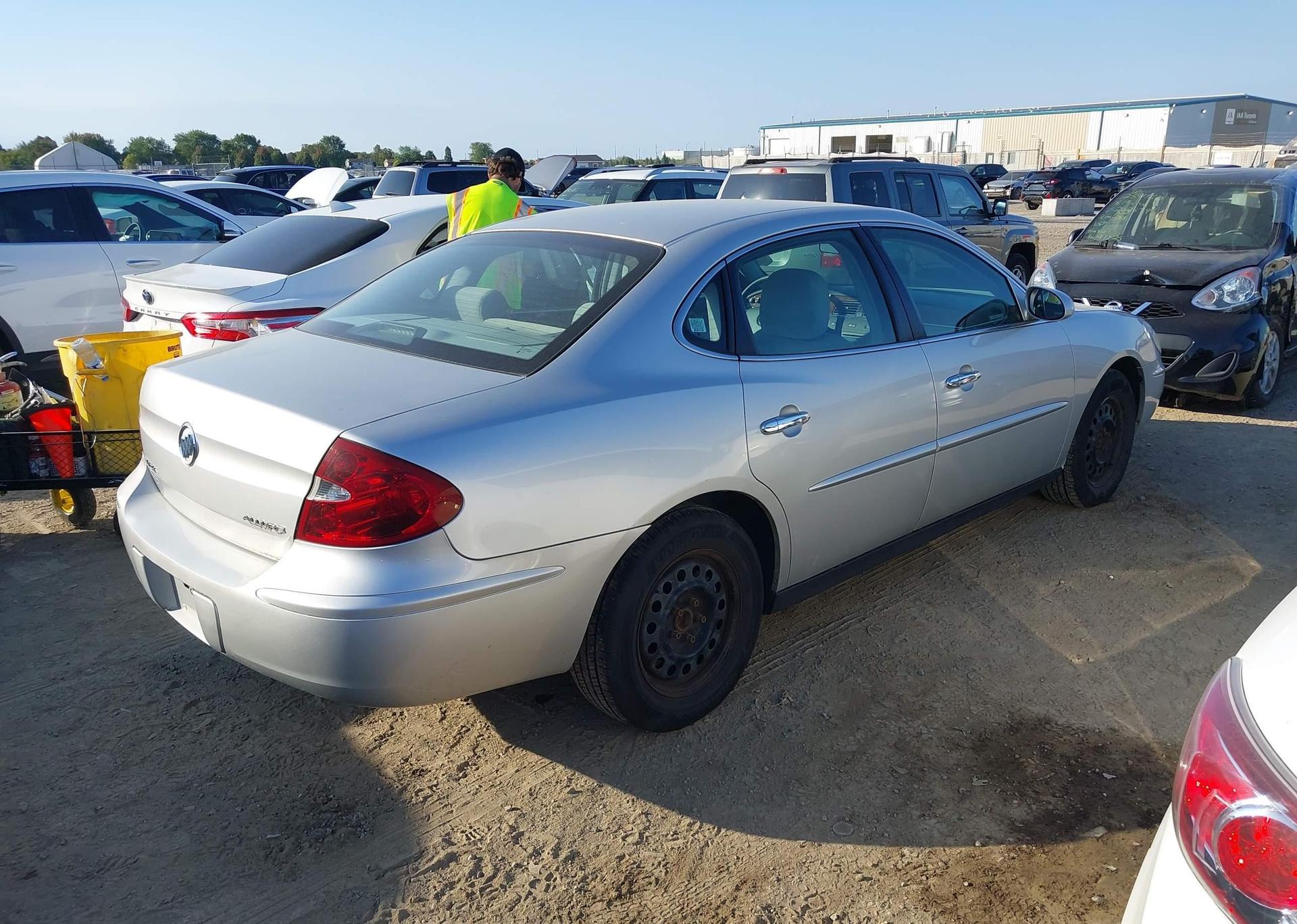 2005 BUICK ALLURE CX