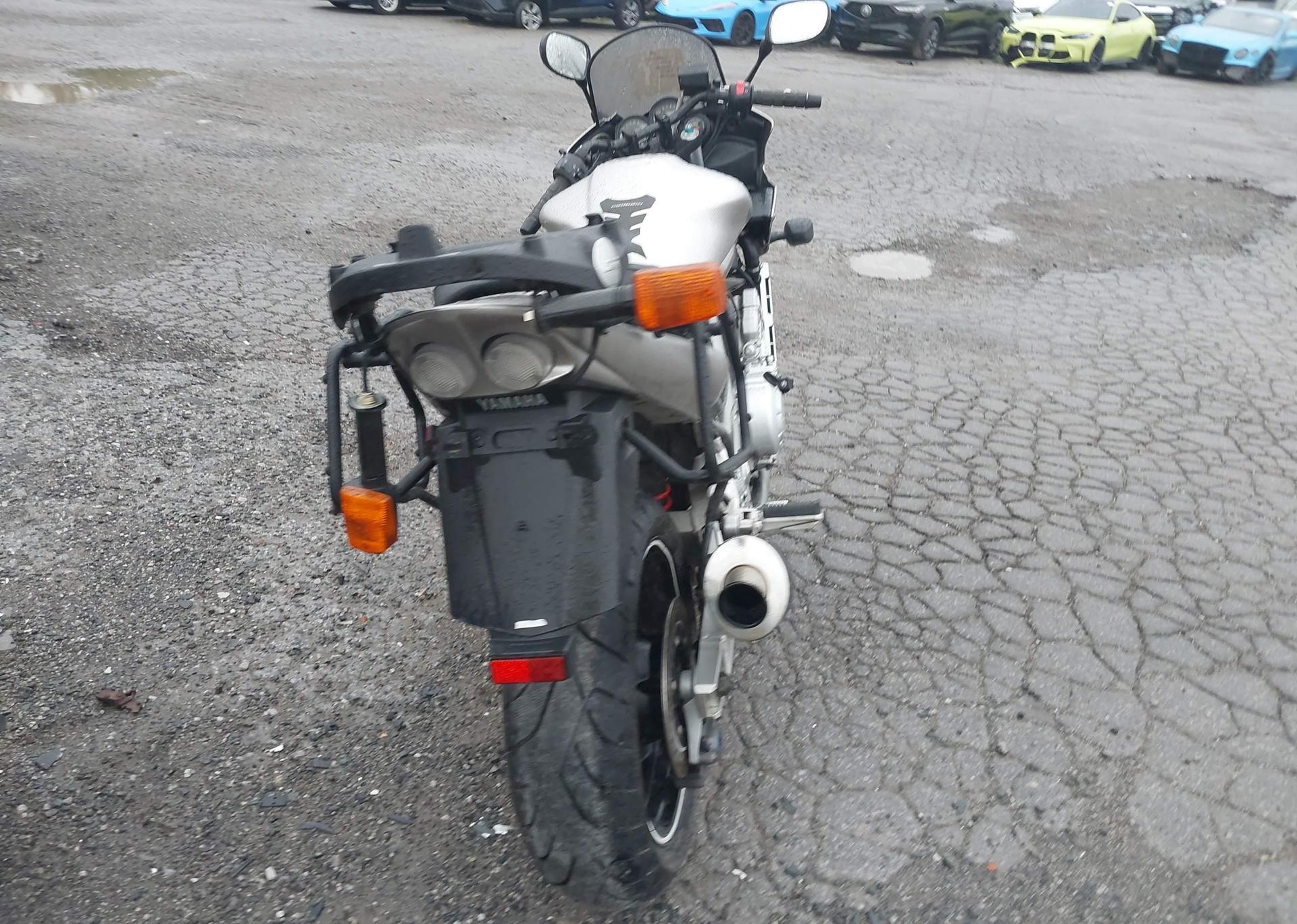2002 YAMAHA FZ1
