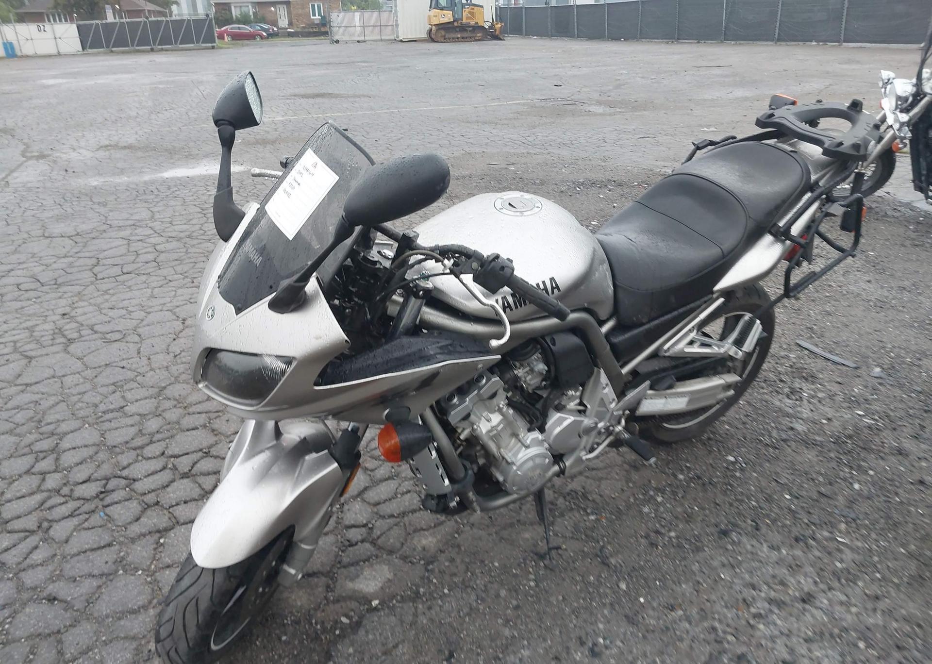 2002 YAMAHA FZ1