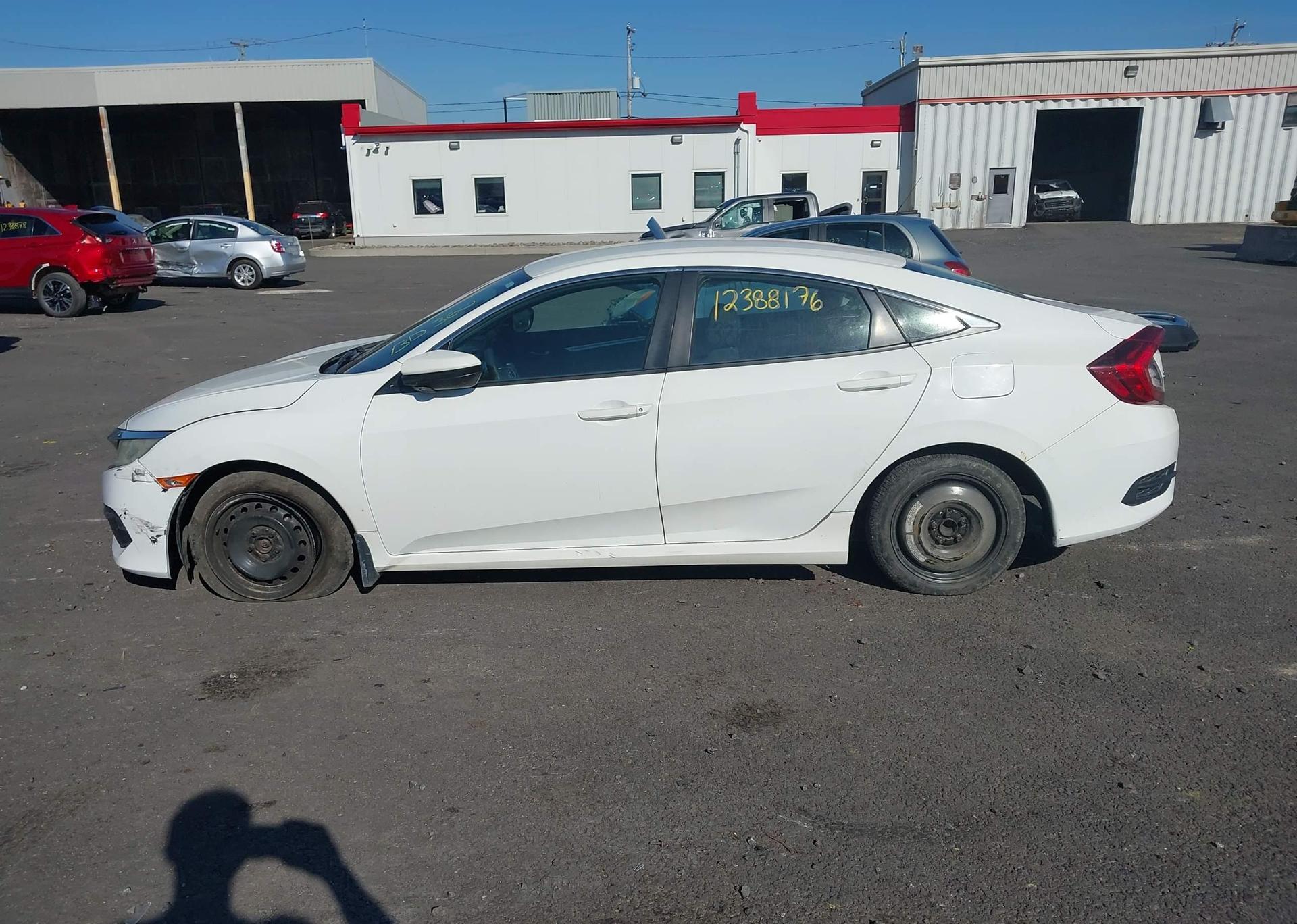 2016 HONDA CIVIC LX