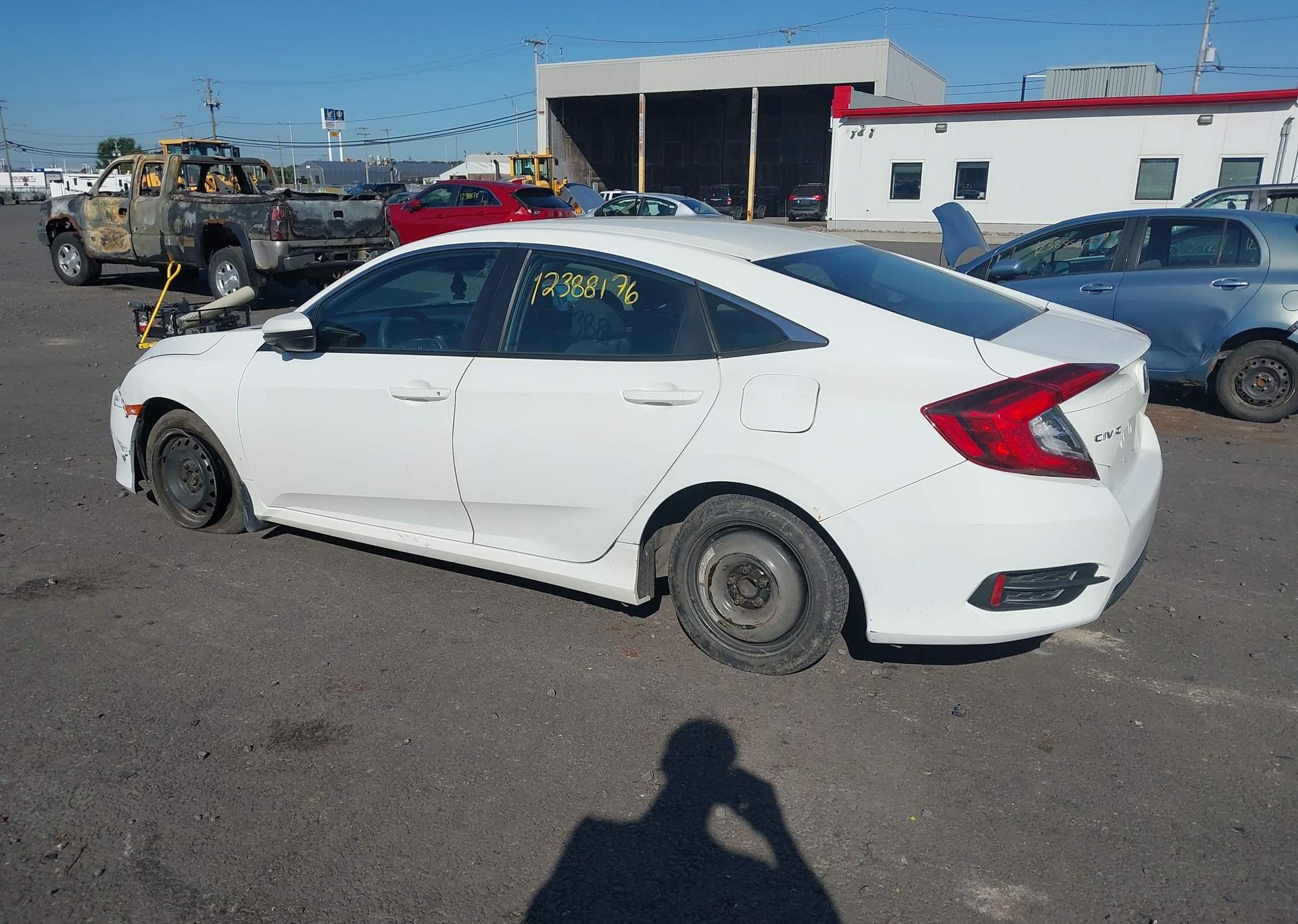 2016 HONDA CIVIC LX