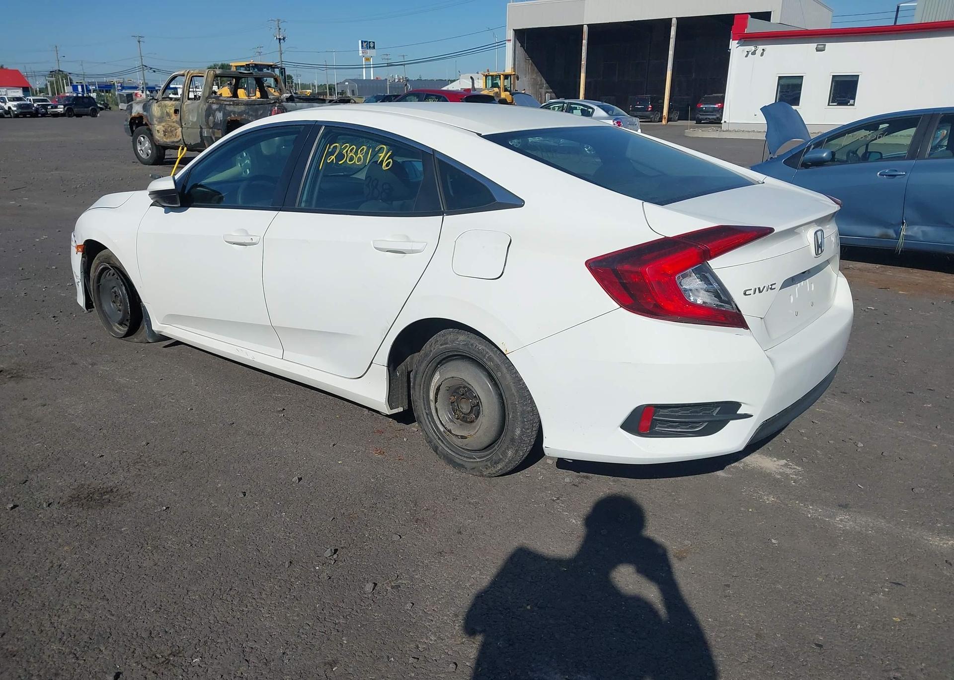 2016 HONDA CIVIC LX