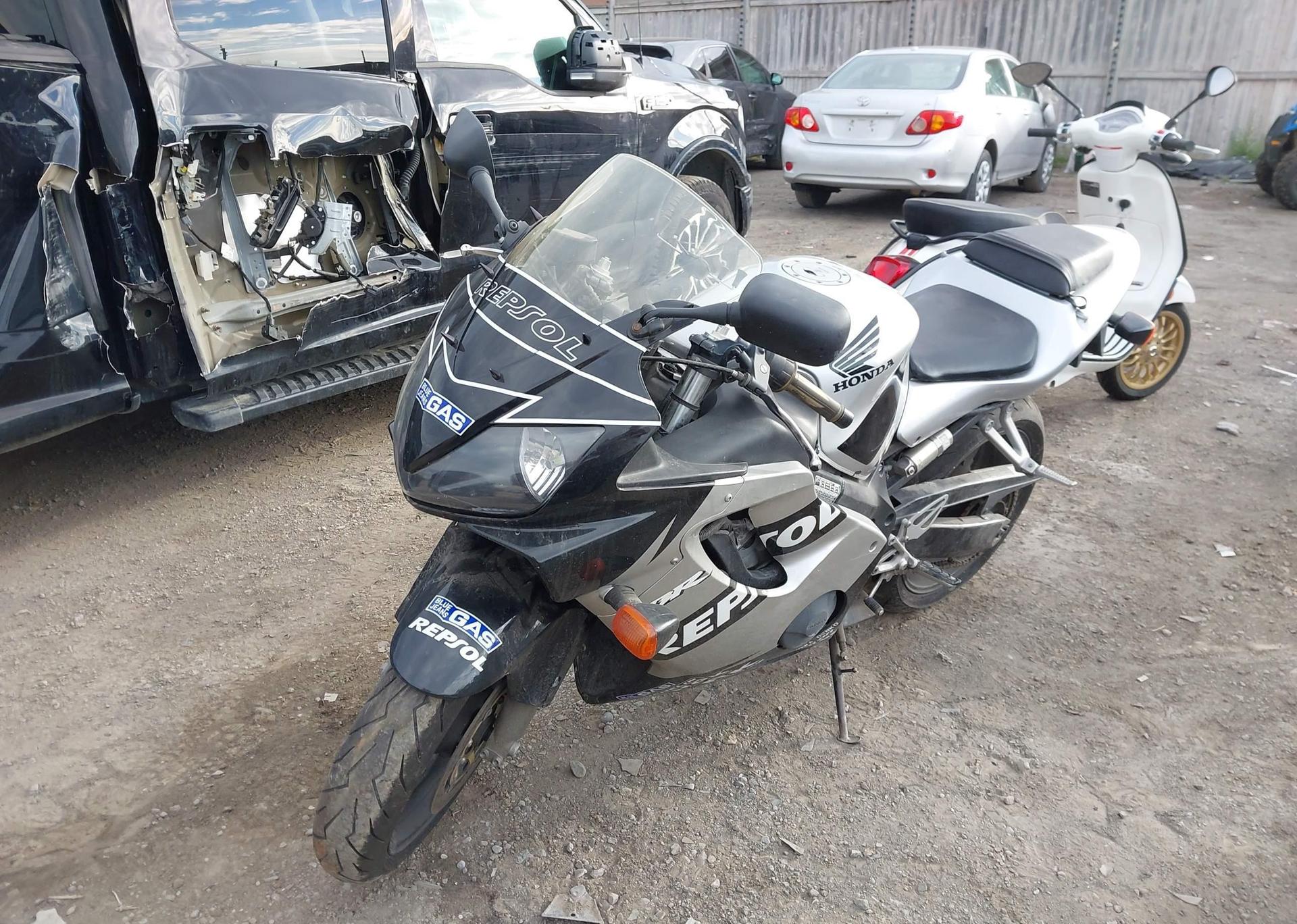 2001 HONDA CBR600 F4