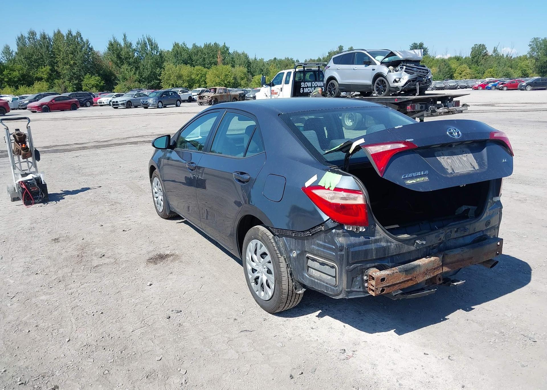 2017 TOYOTA COROLLA LE
