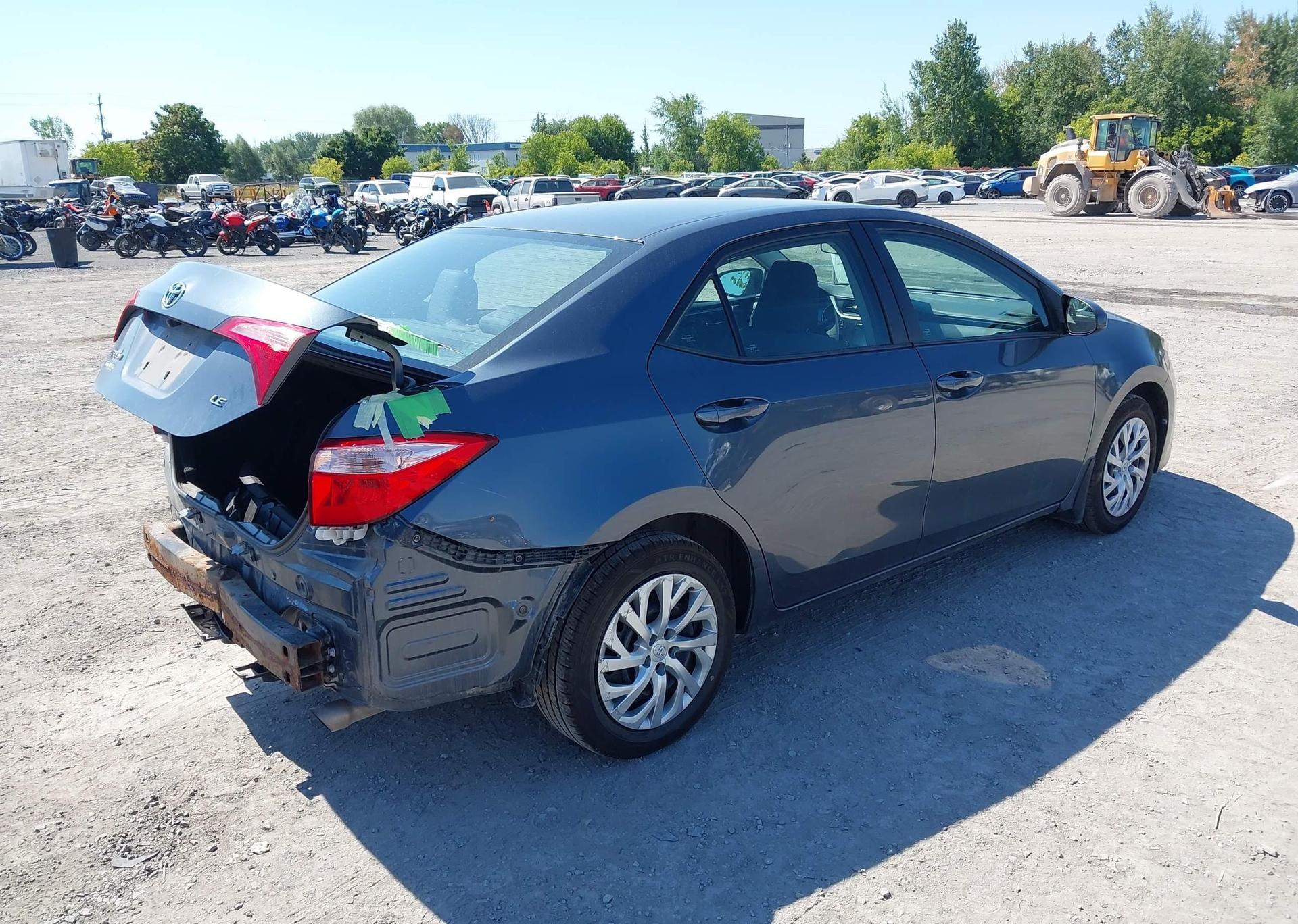 2017 TOYOTA COROLLA LE