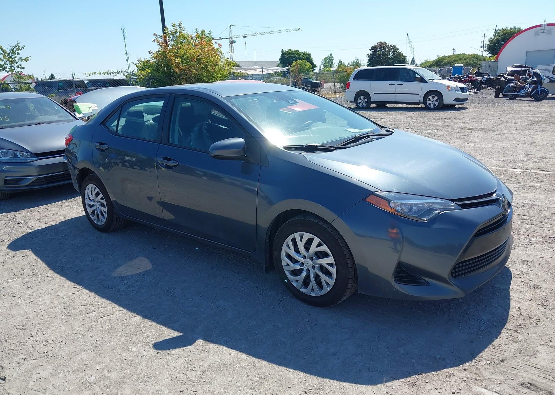 2017 TOYOTA COROLLA LE
