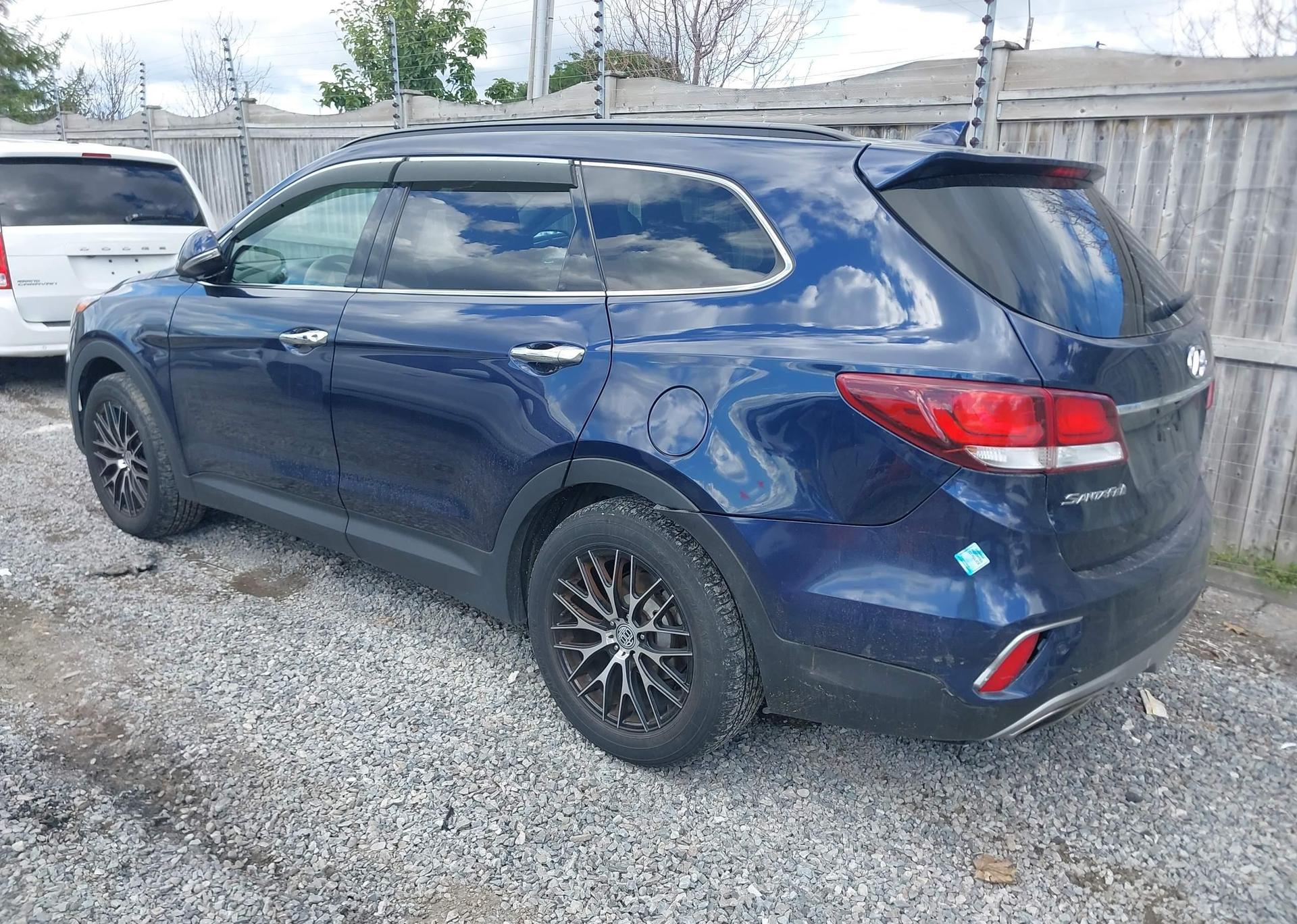 2017 HYUNDAI SANTA FE