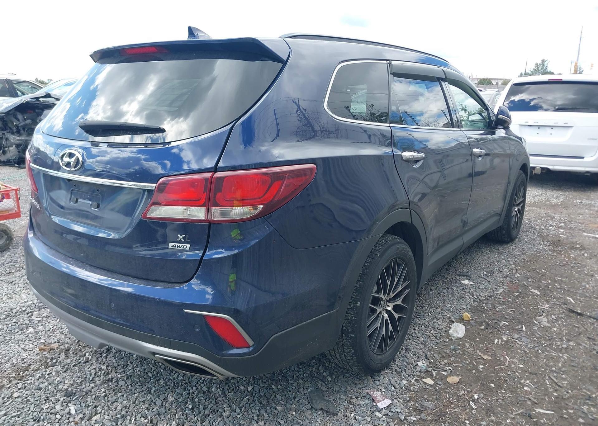2017 HYUNDAI SANTA FE