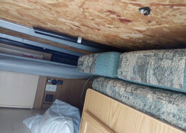 1999 COLEMAN camper