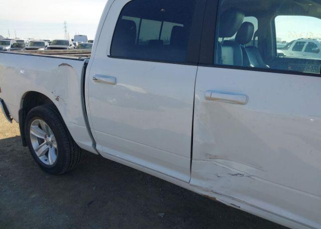2016 RAM 1500 SPORT
