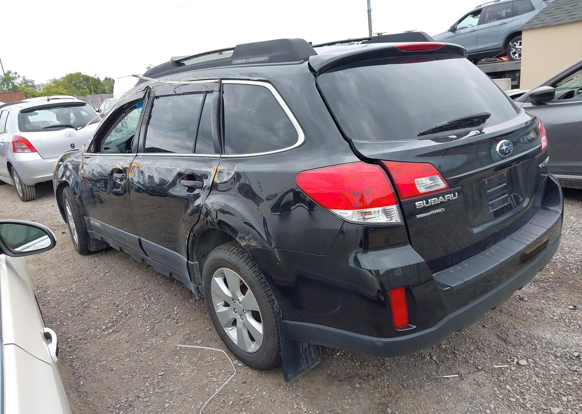 2011 SUBARU OUTBACK 2.5I PREMIUM