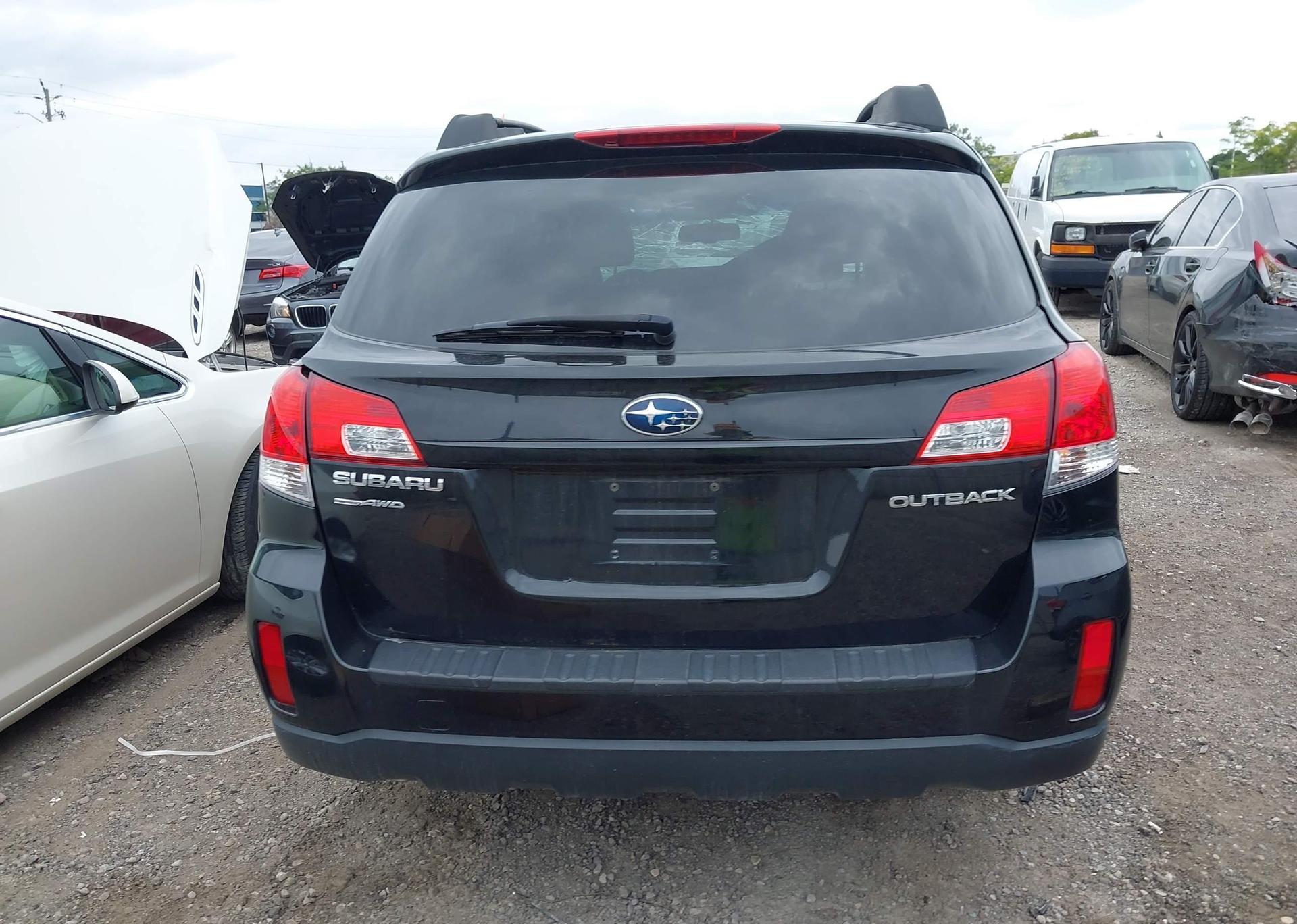 2011 SUBARU OUTBACK 2.5I PREMIUM