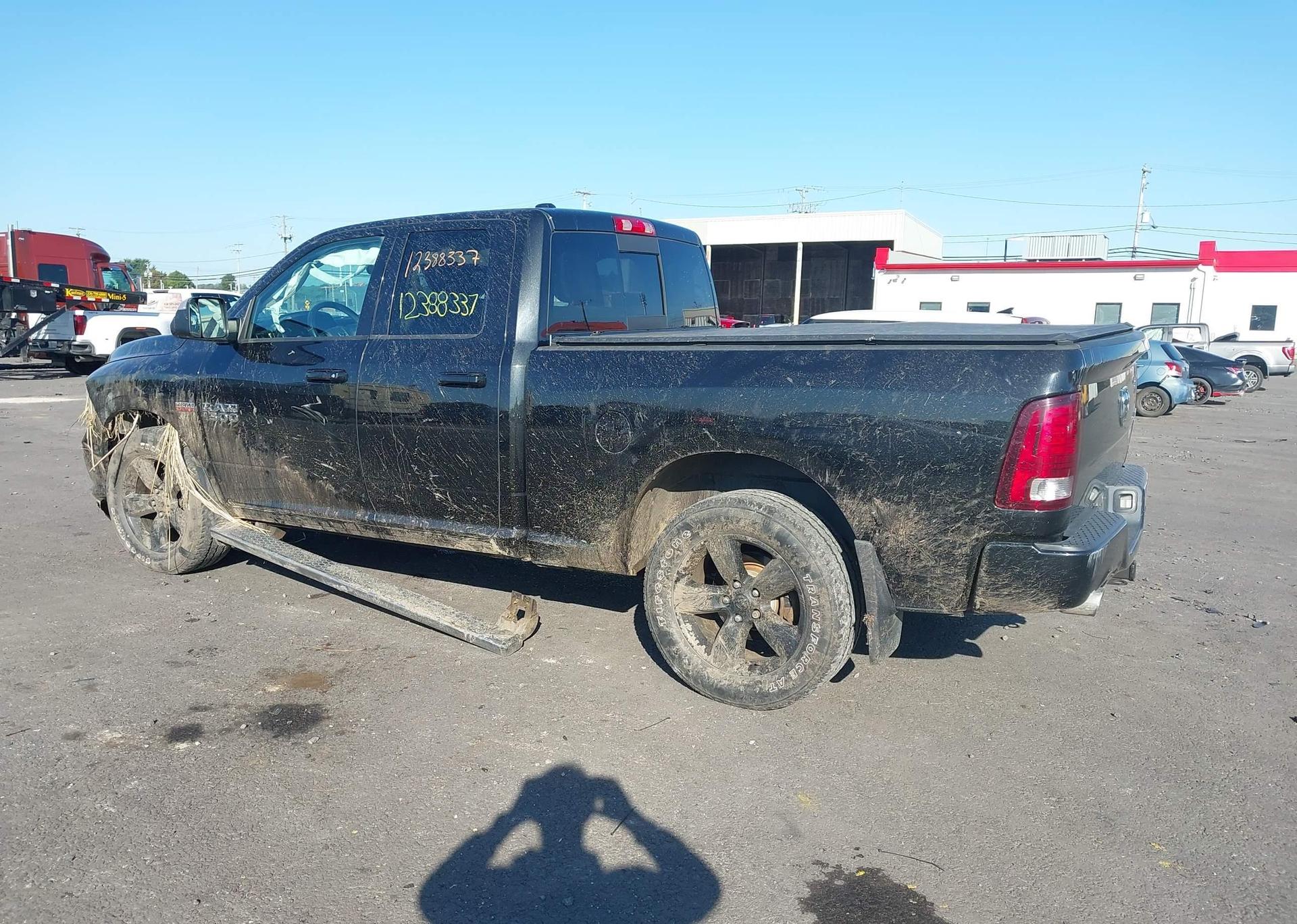 2015 RAM 1500 SPORT