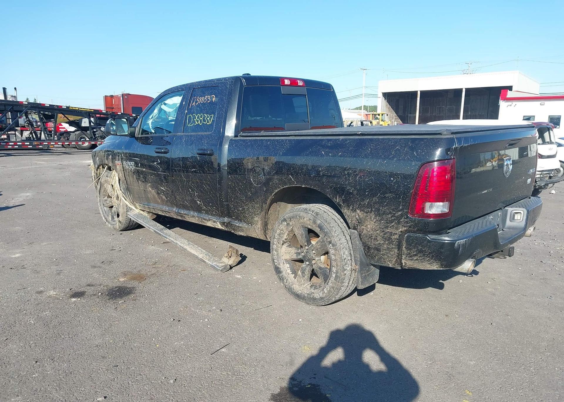 2015 RAM 1500 SPORT