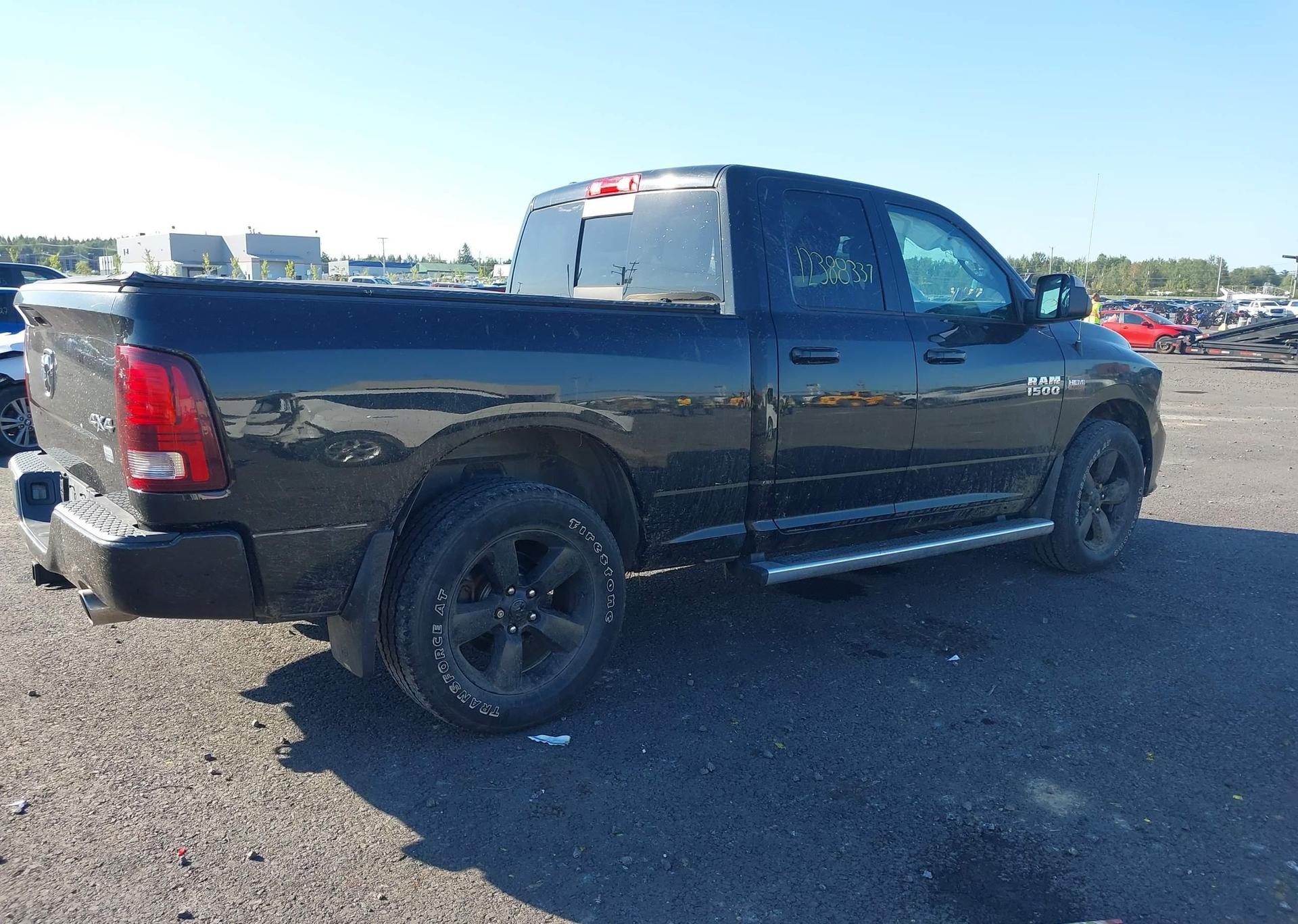 2015 RAM 1500 SPORT