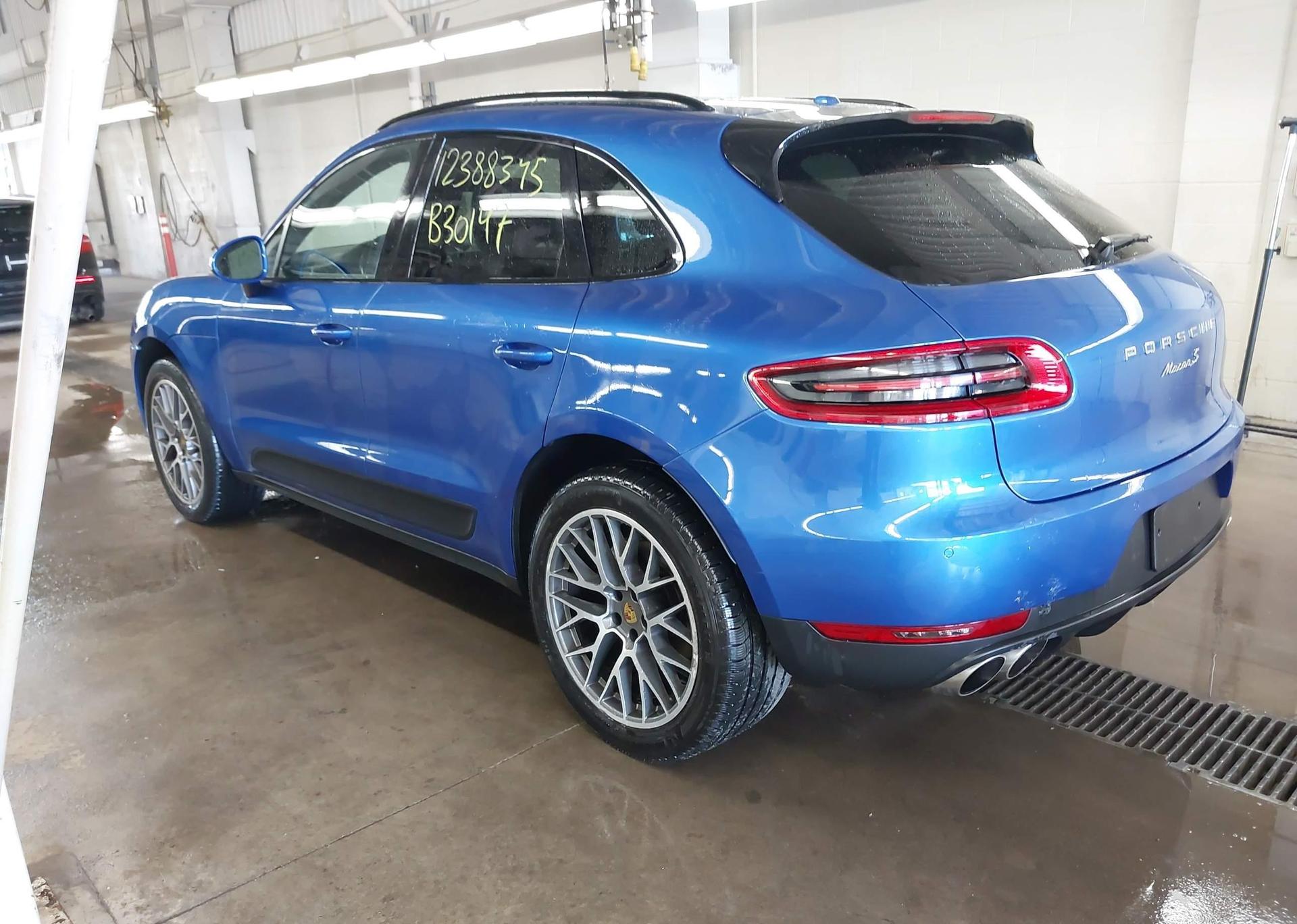 2018 PORSCHE MACAN S