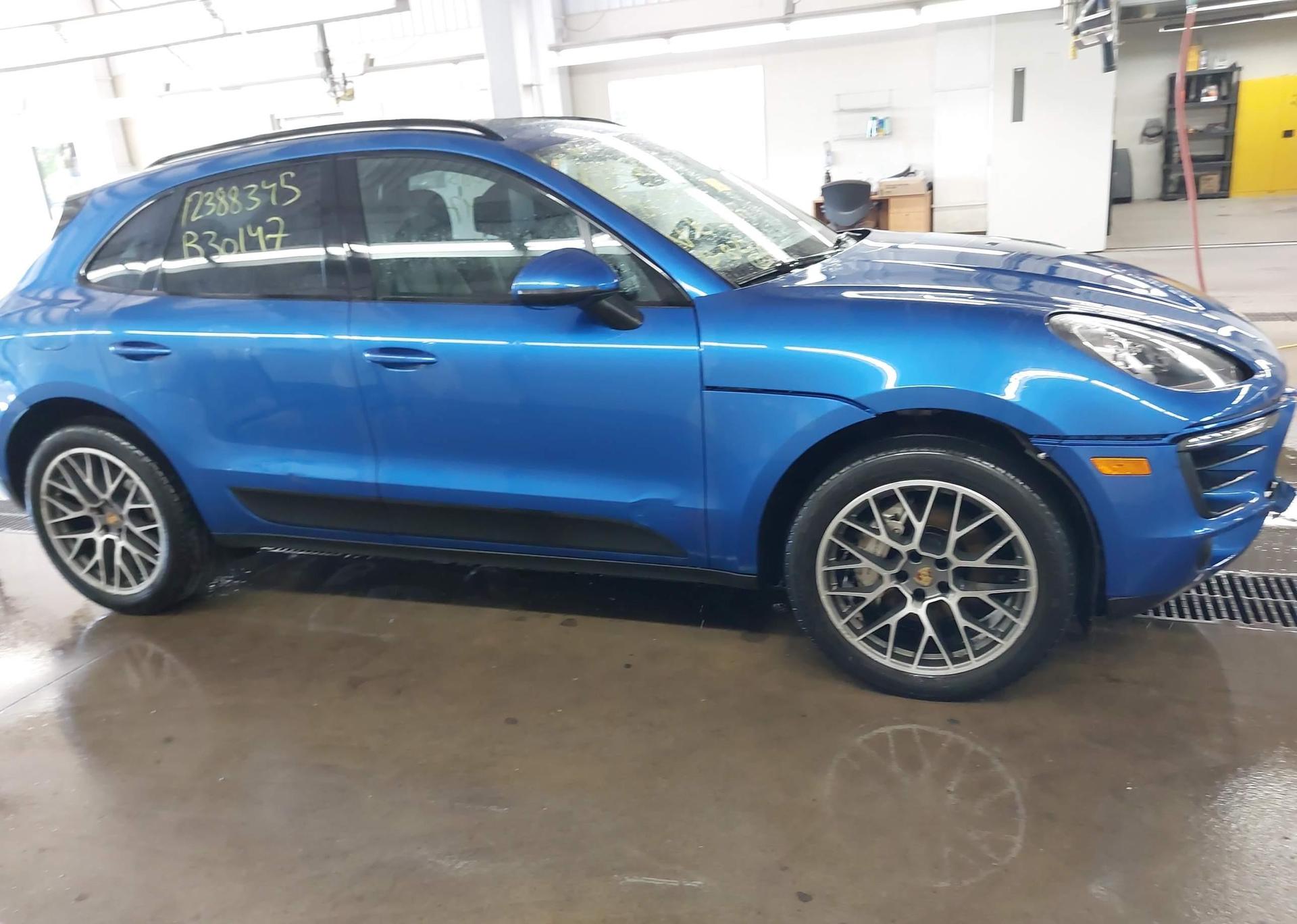 2018 PORSCHE MACAN S