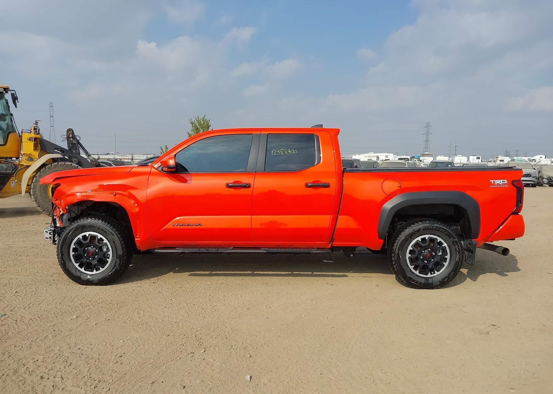 2024 TOYOTA TACOMA DOUBLE CAB