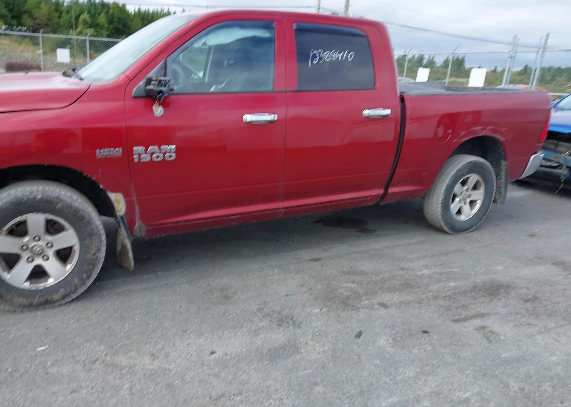 2015 RAM 1500 ST