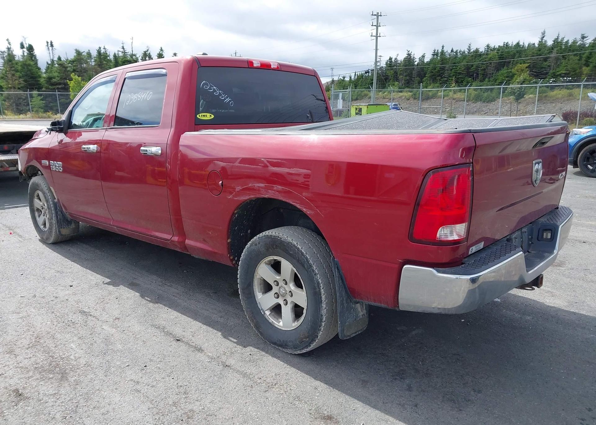 2015 RAM 1500 ST
