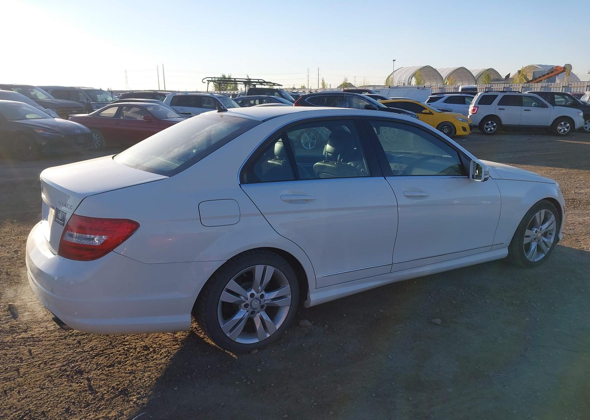 2011 MERCEDES-BENZ C 250 4MATIC