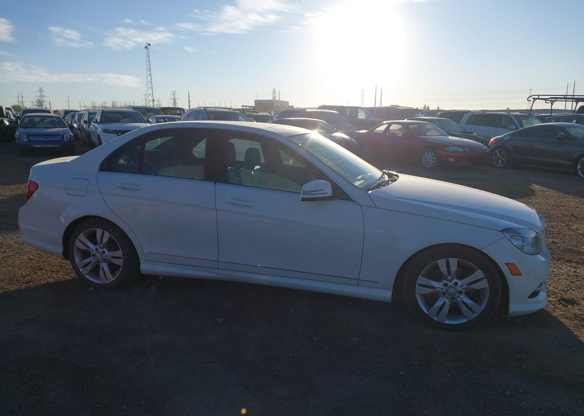 2011 MERCEDES-BENZ C 250 4MATIC