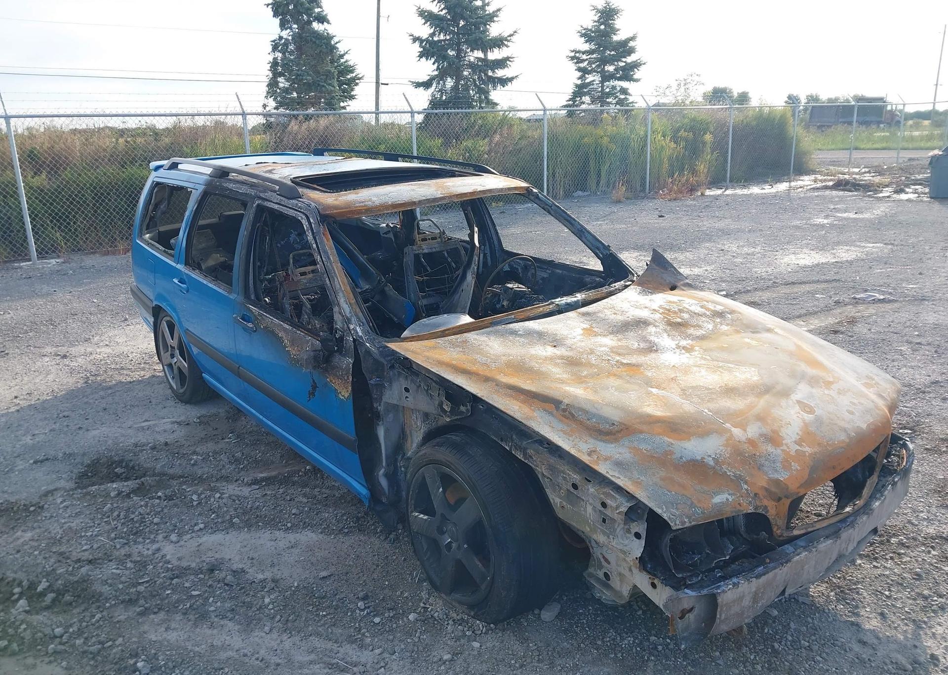 2000 VOLVO V70 XC