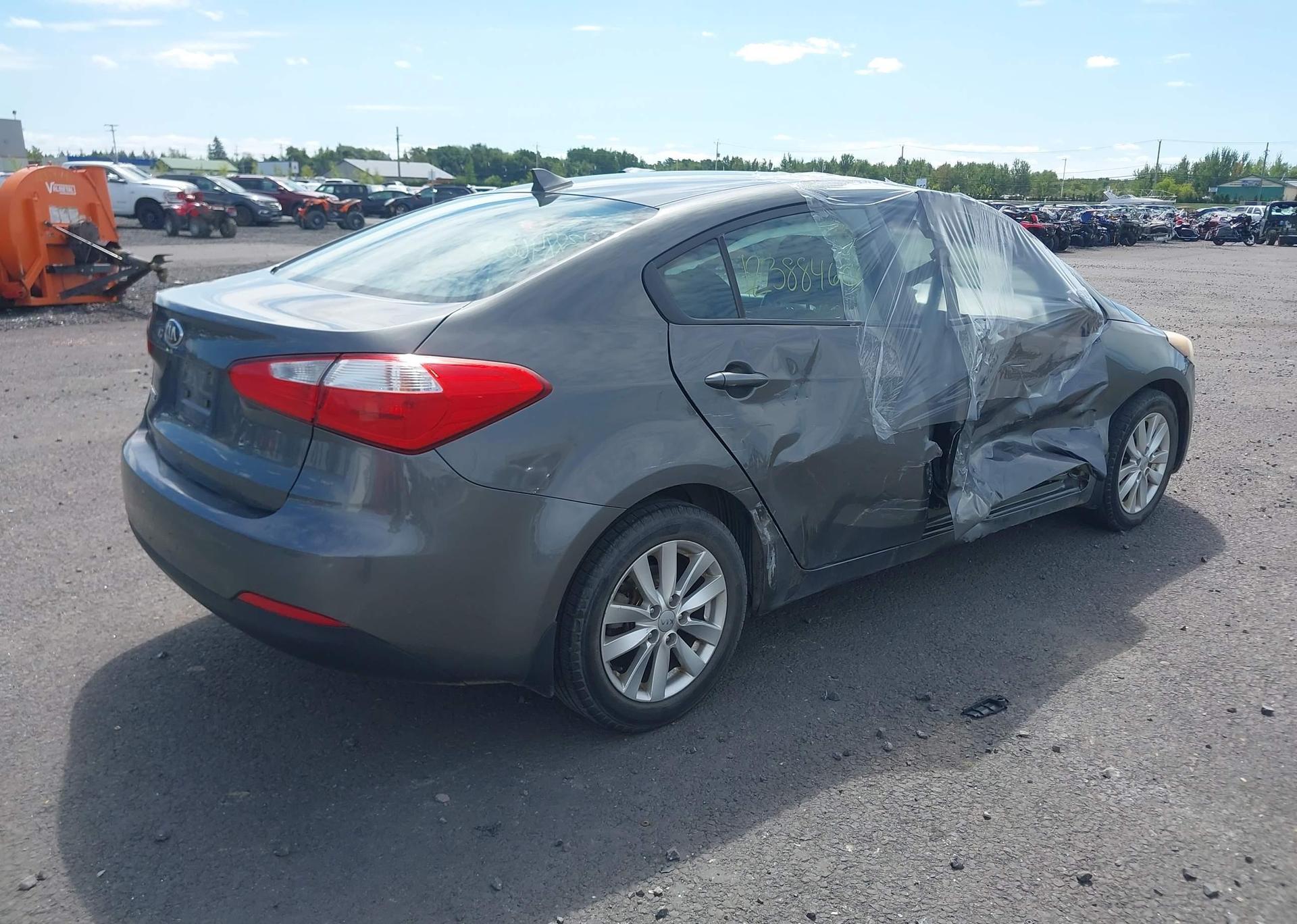 2014 KIA FORTE LX