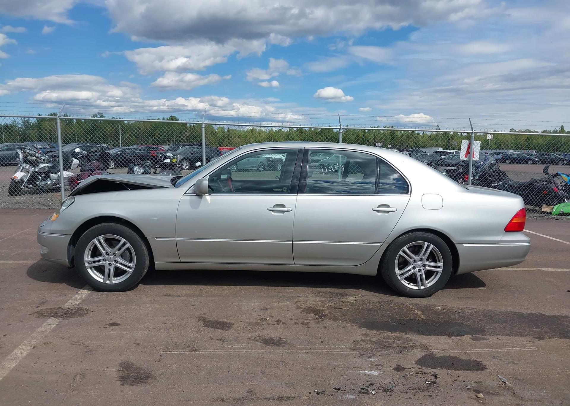 2002 LEXUS LS 430