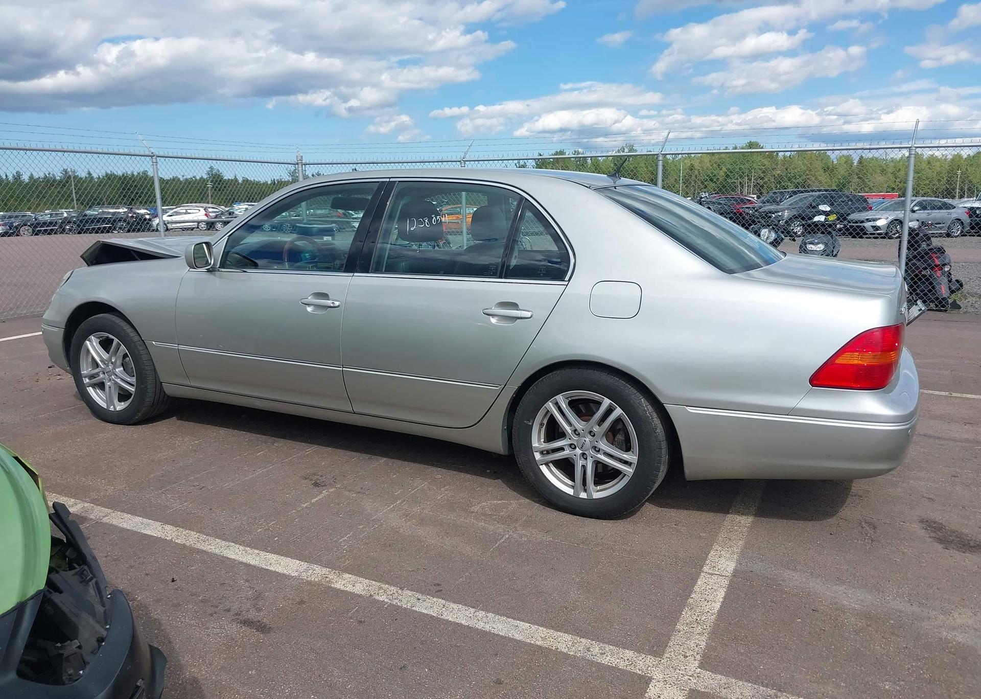 2002 LEXUS LS 430