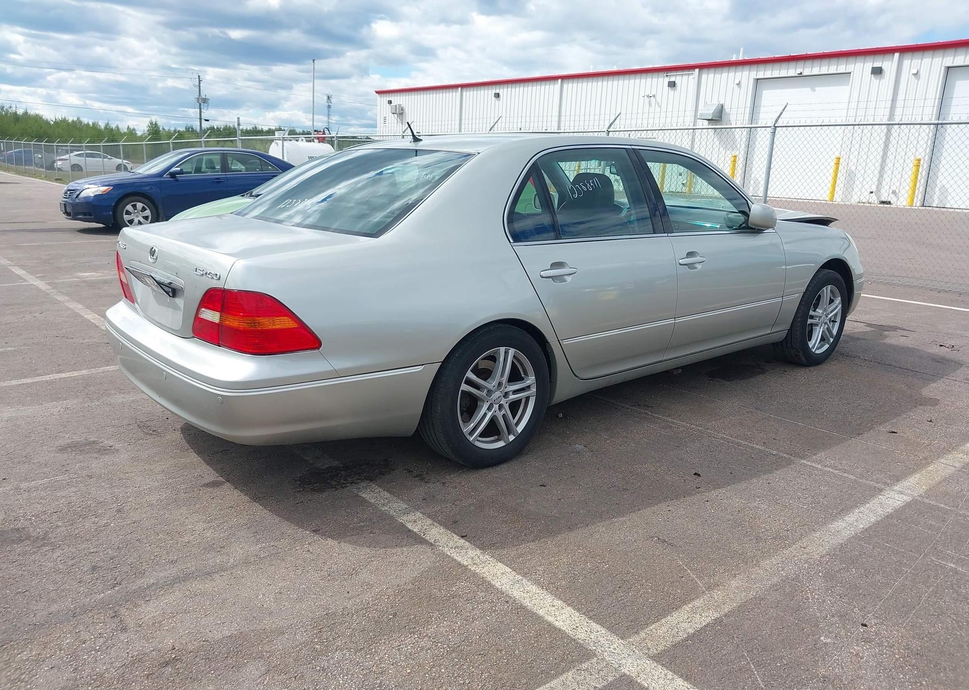 2002 LEXUS LS 430