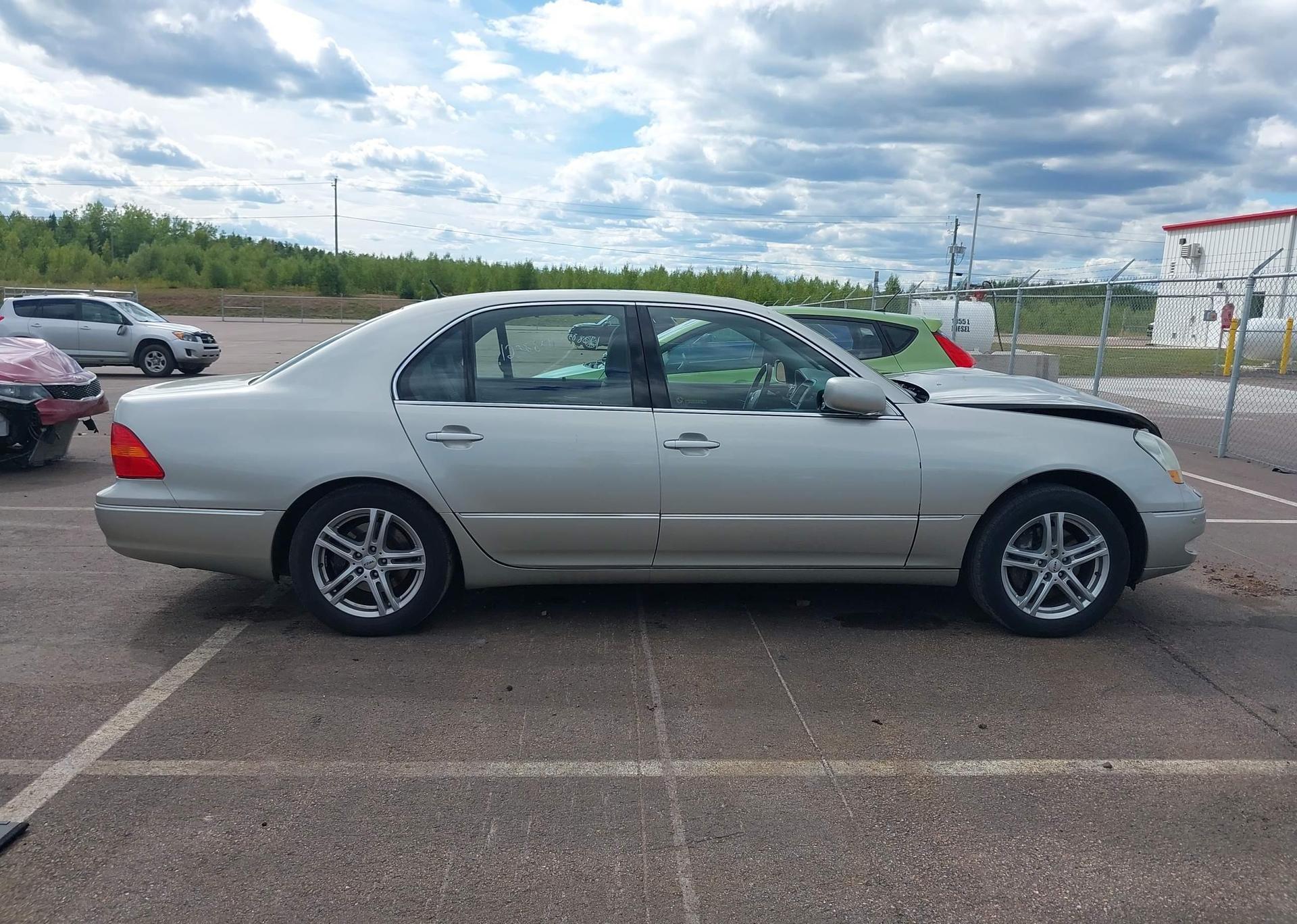 2002 LEXUS LS 430